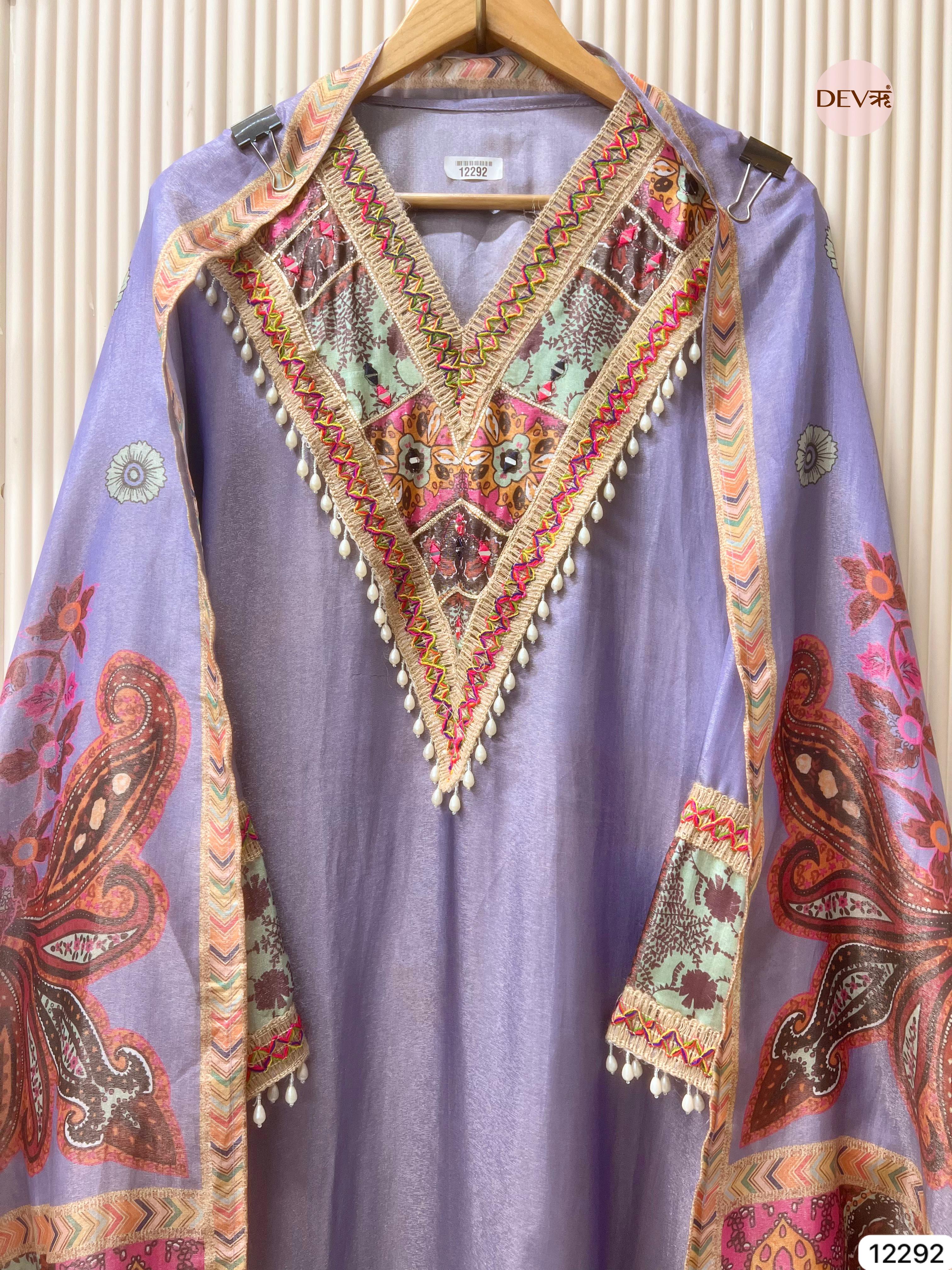Lavender Shimmer Silk Printed Unstitched 3-Piece Suit (Devri – D.No 12292)