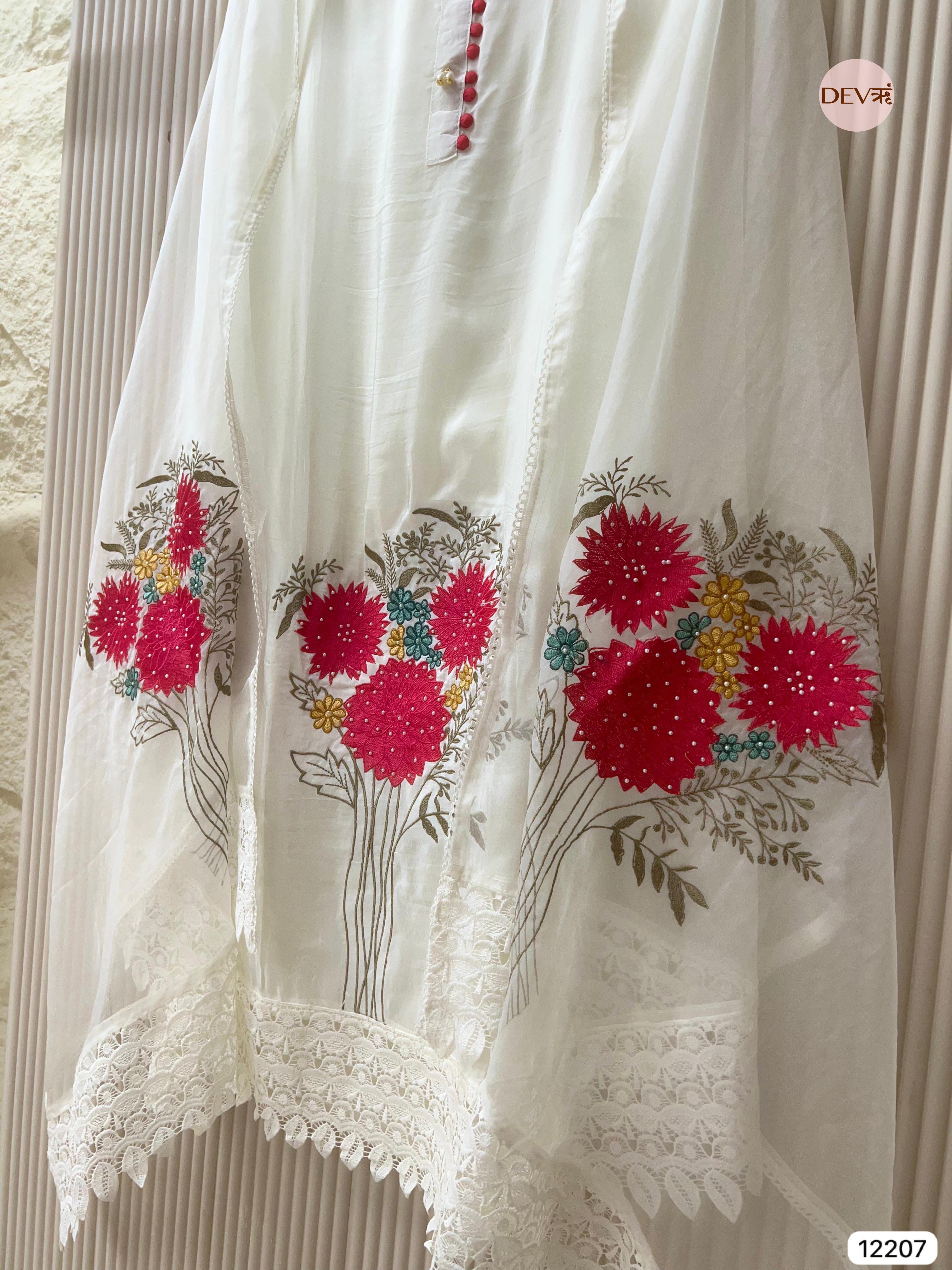 White Glass Organza Embroidered Unstitched 3-Piece Suit (Devri – D.No 12207)