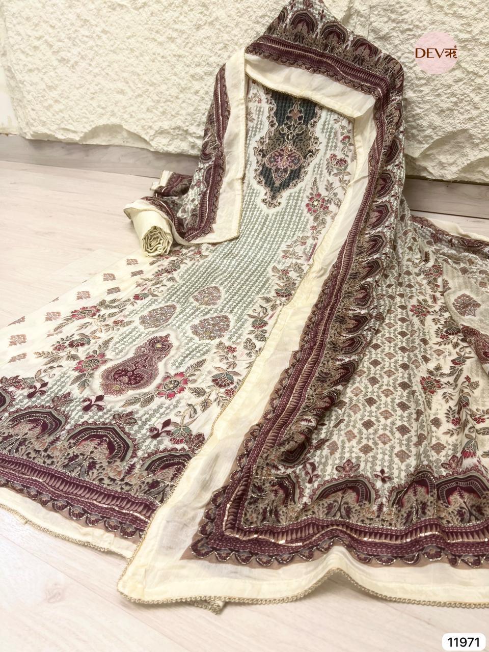 Ivory Muslin Printed Unstitched 3-Piece Suit (Devri – D.No 11971)