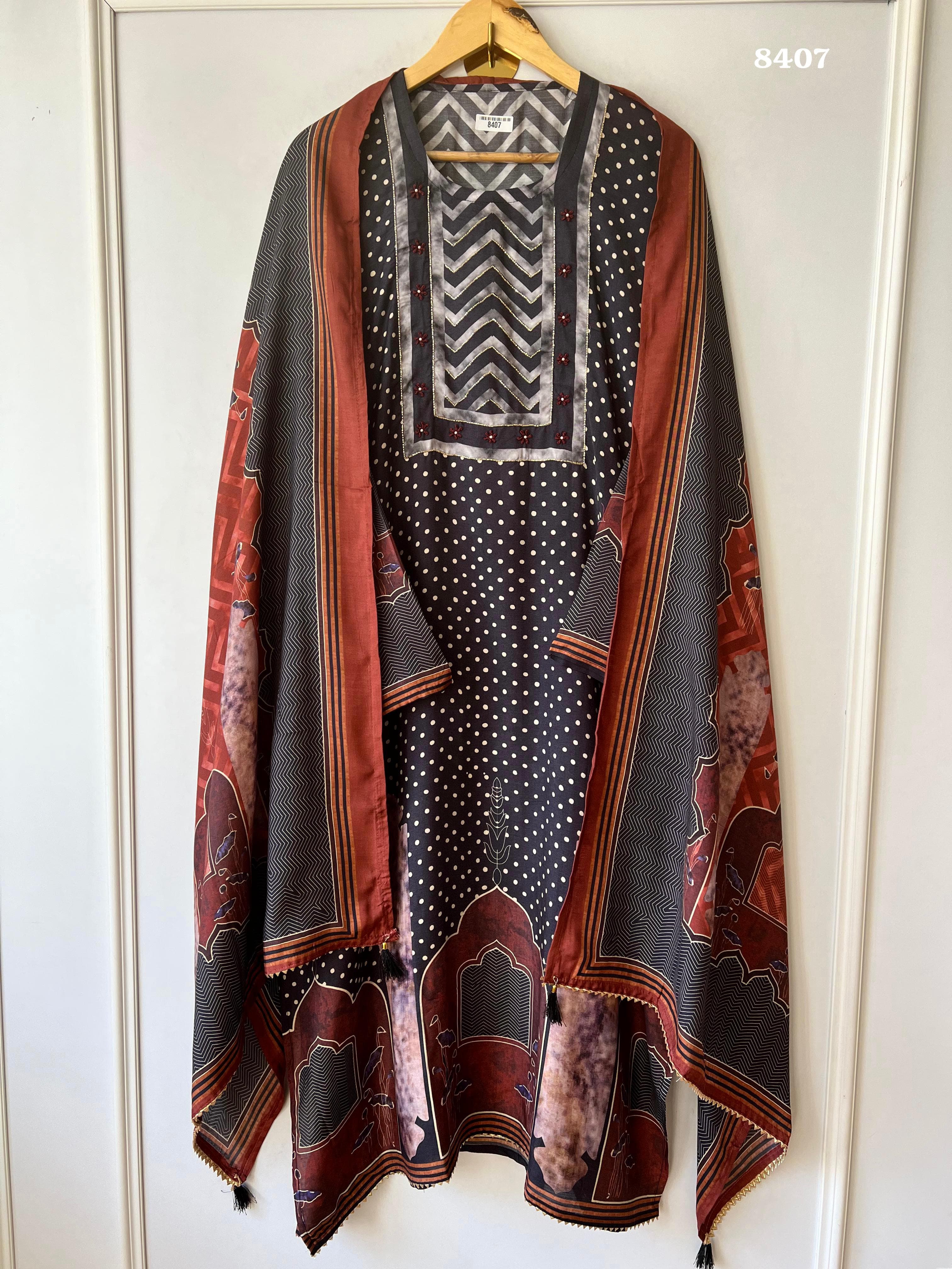 Black Pure Muslin Semi Stitched-Set Of 3 - {8407}