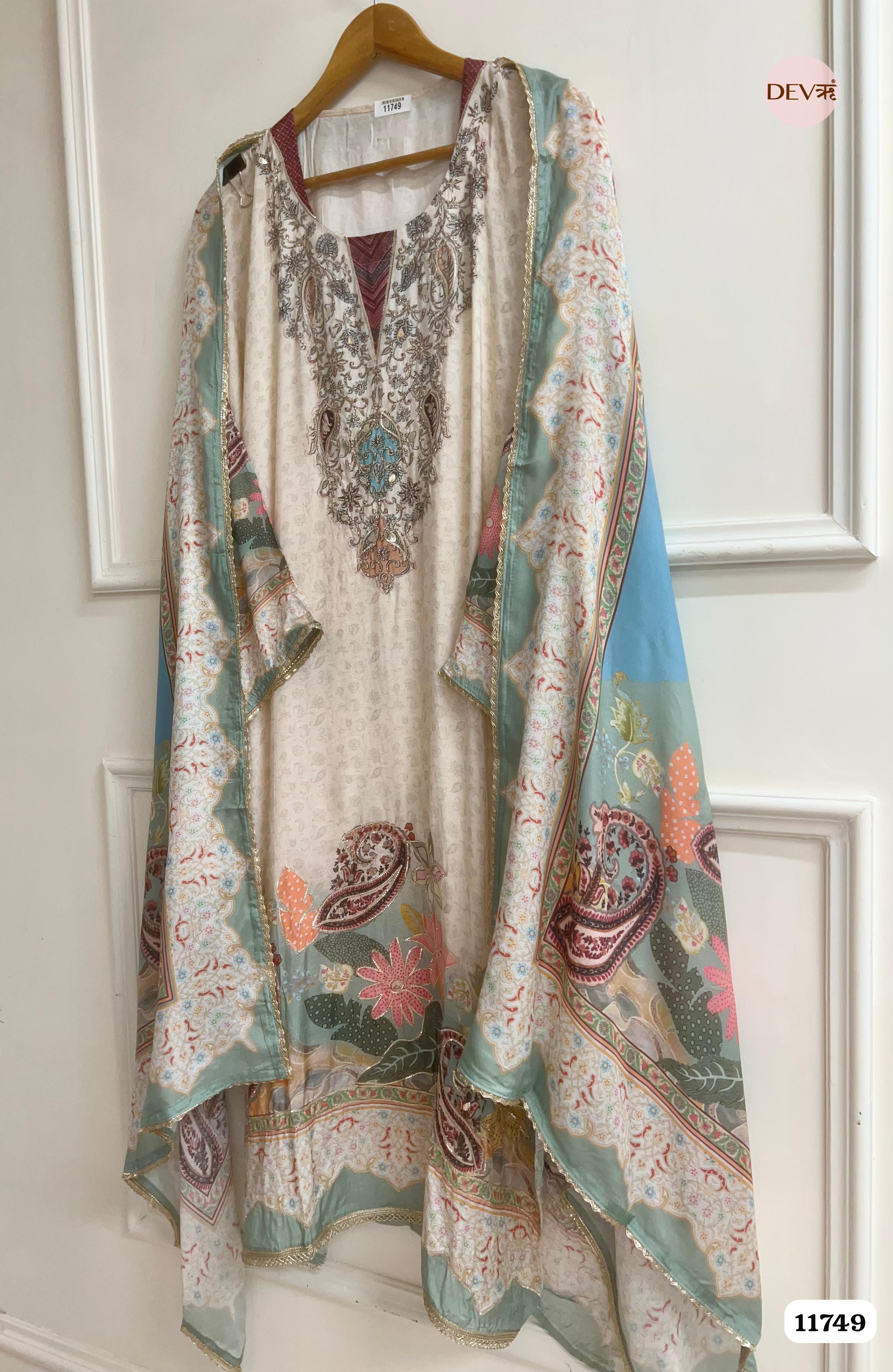 Creamy Muslin Semi Stitched Printed Embroidered -Set Of 3 {11749}