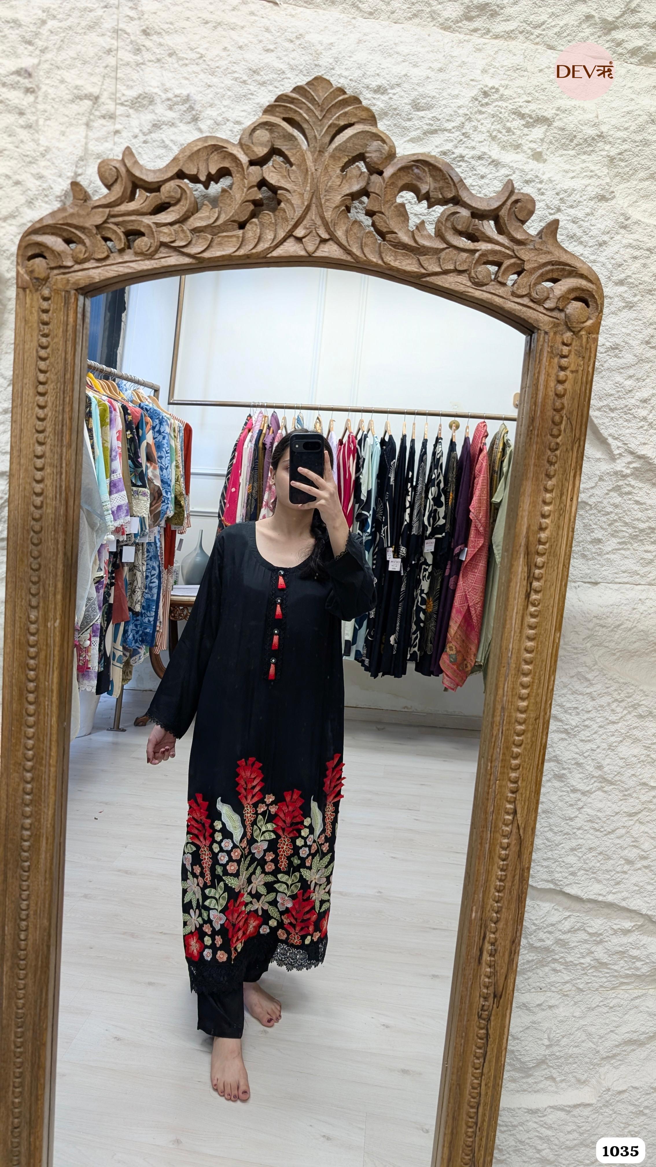 Black Muslin Stiched Embroidered -Set Of 3 {1035/L}