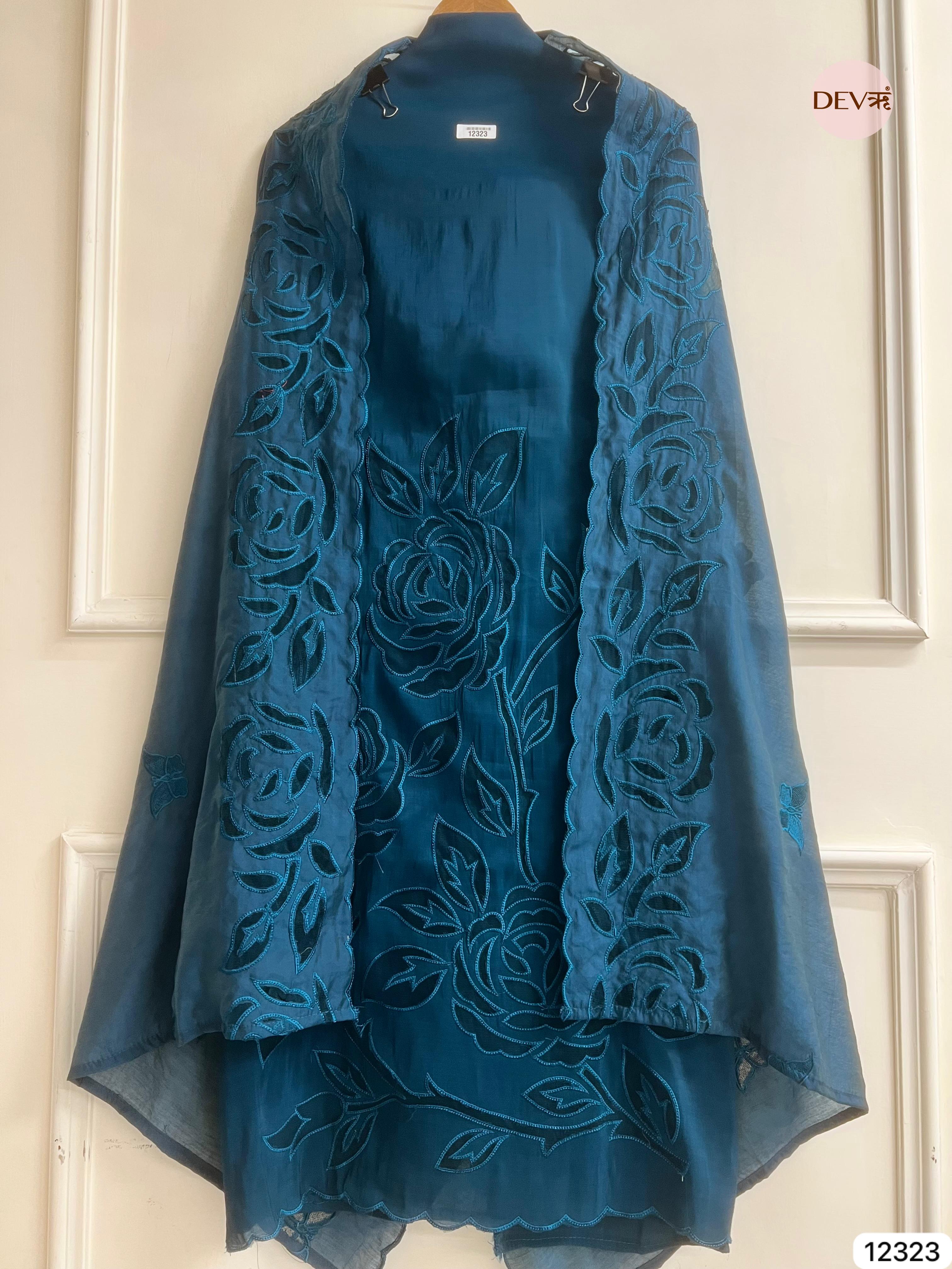 Teal Mul Chanderi Embroidered Unstitched 3-Piece Suit (Devri – D.No 12323)