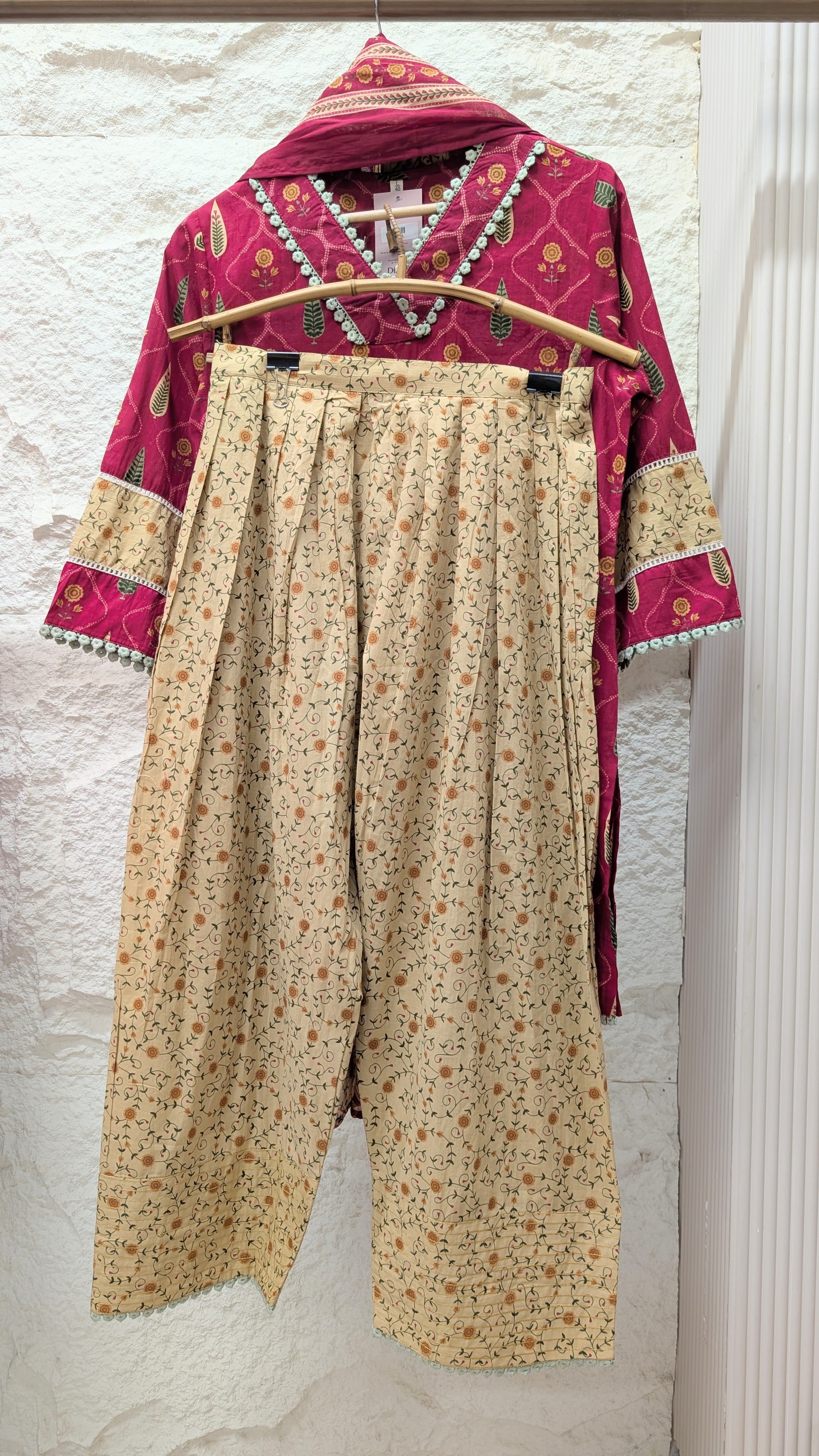 Gulnaar Pure Cotton Printed Magenta 3-Piece Set (Devri – D.No 21092)