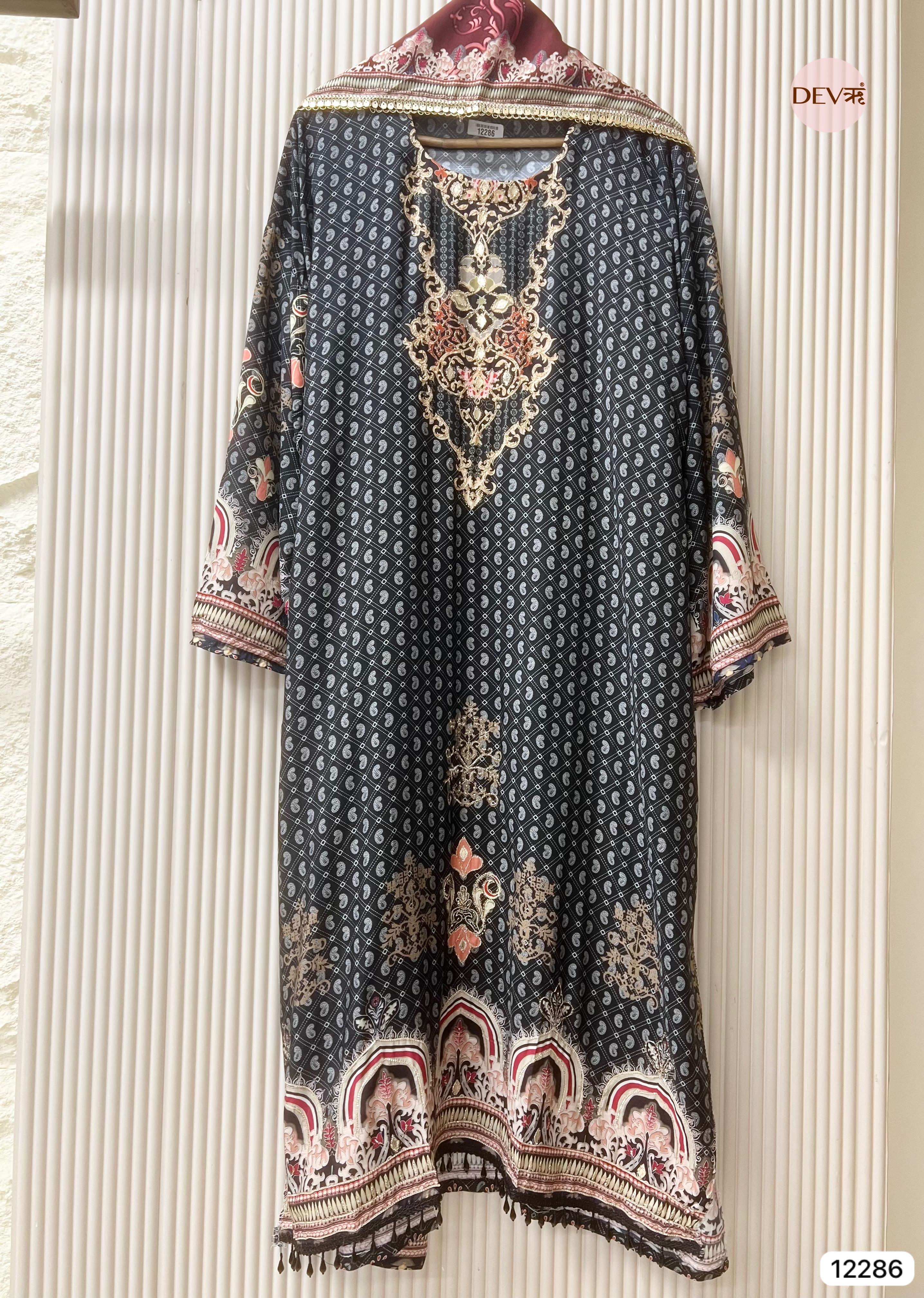 Black Muslin Printed Unstitched 3-Piece Suit (Devri – D.No 12286)