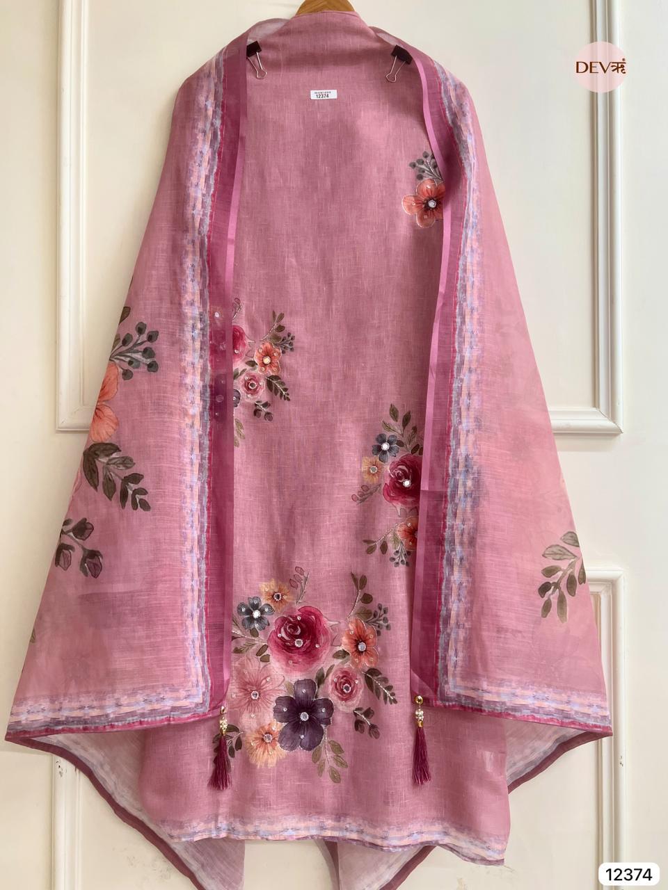 Rose Pink Linen Printed Unstitched 3-Piece Suit (Devri – D.No 12374)