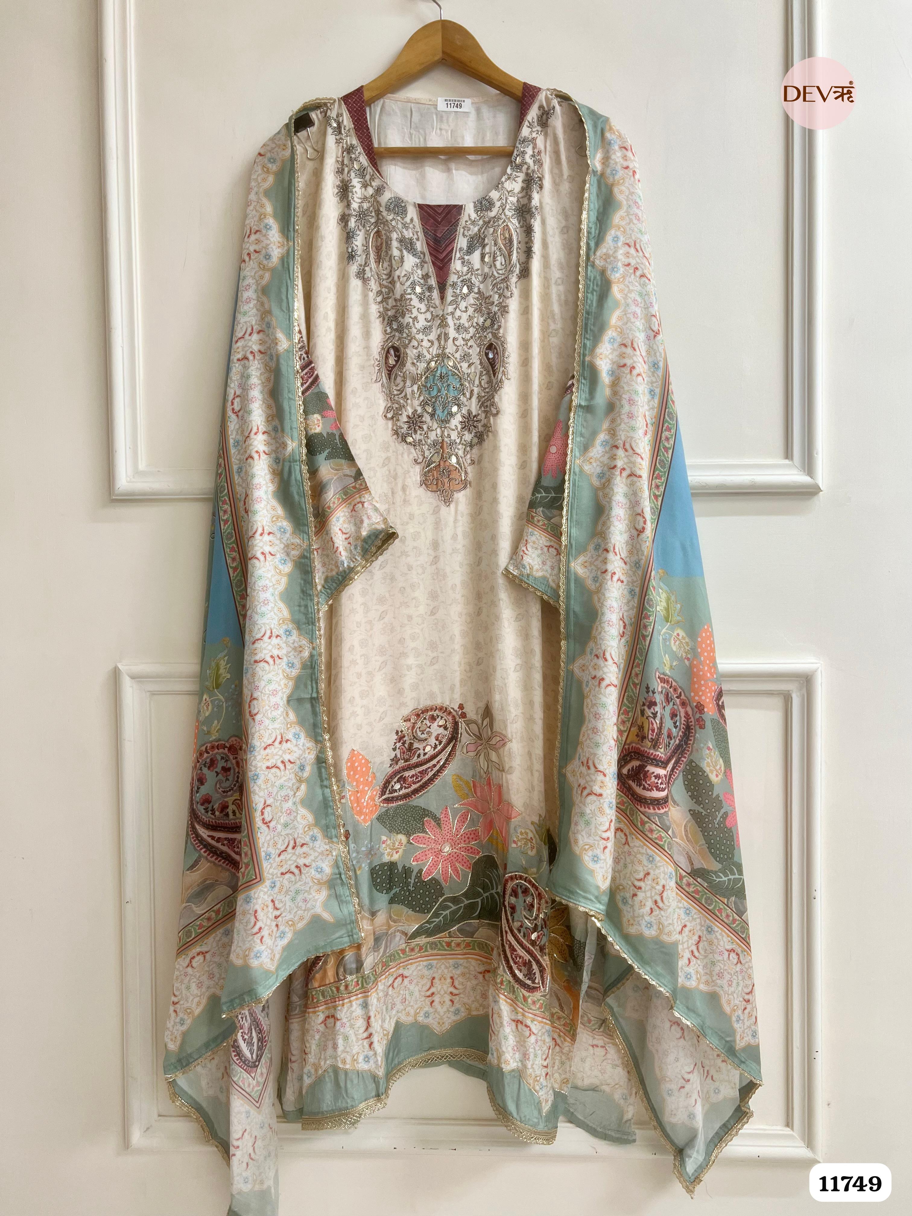 Creamy Muslin Semi Stitched Printed Embroidered -Set Of 3 {11749}