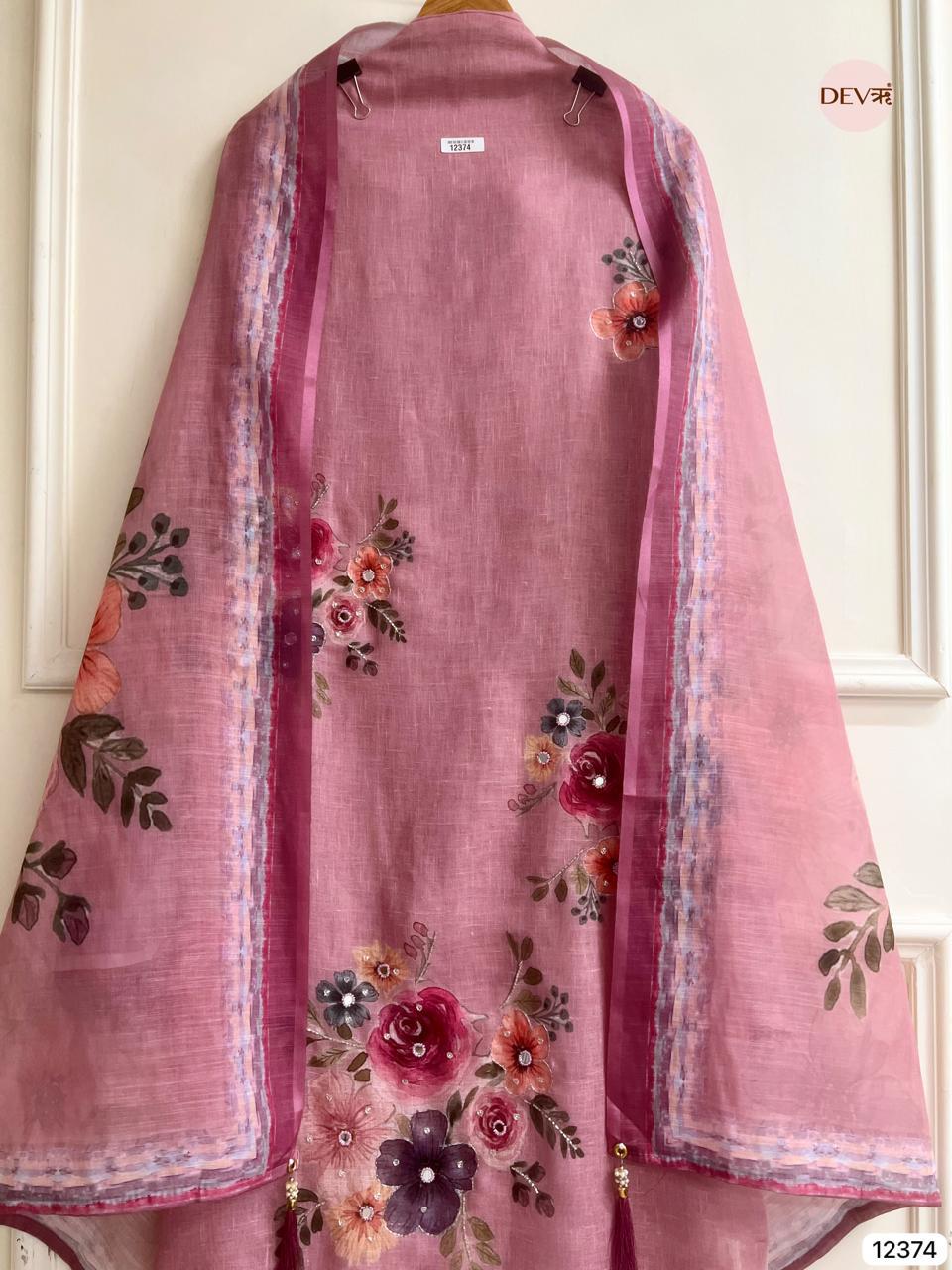 Rose Pink Linen Printed Unstitched 3-Piece Suit (Devri – D.No 12374)