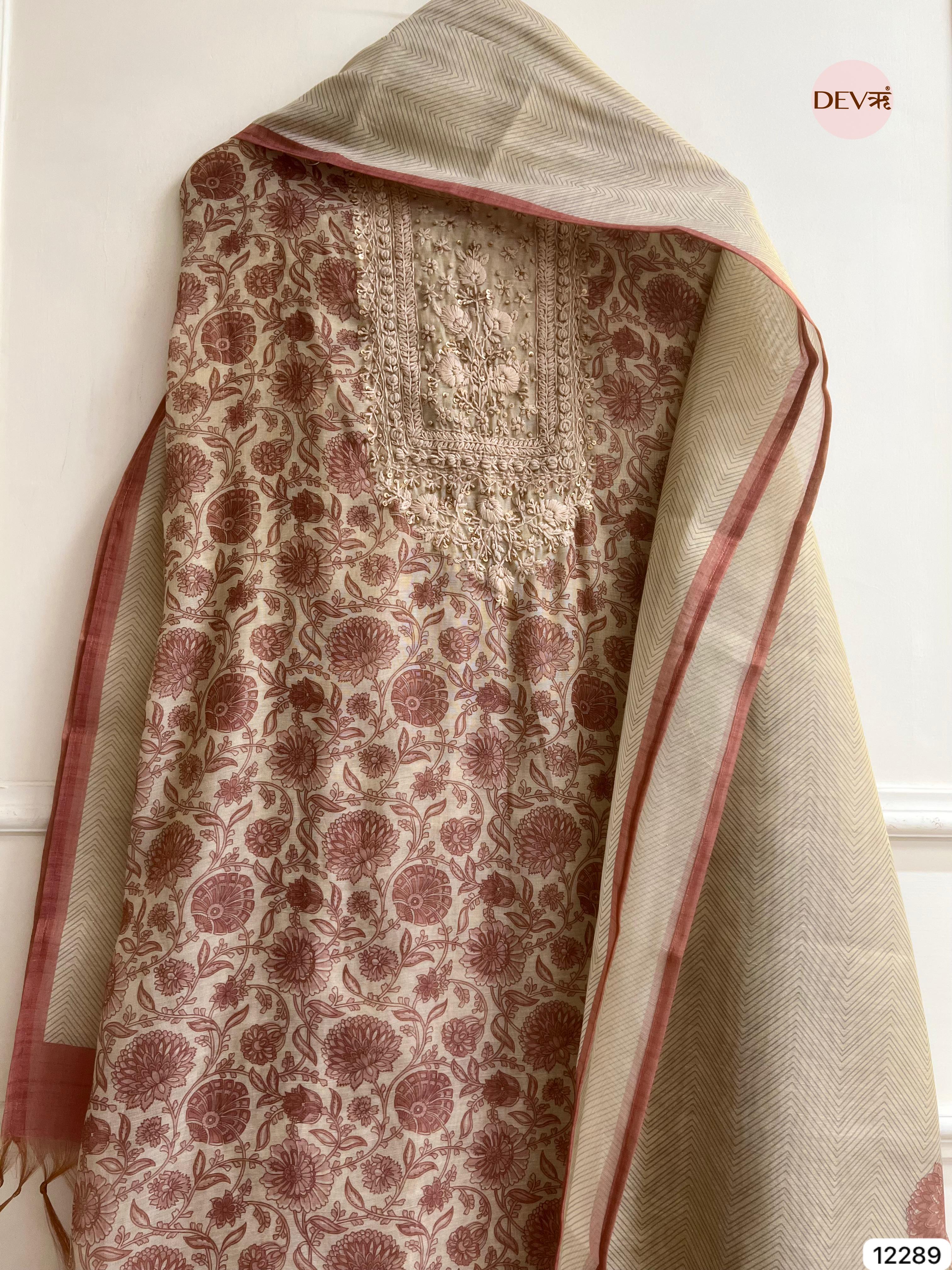 Ivory Rose Tissue Silk Embroidered Unstitched 3-Piece Suit (Devri – D.No 12289)