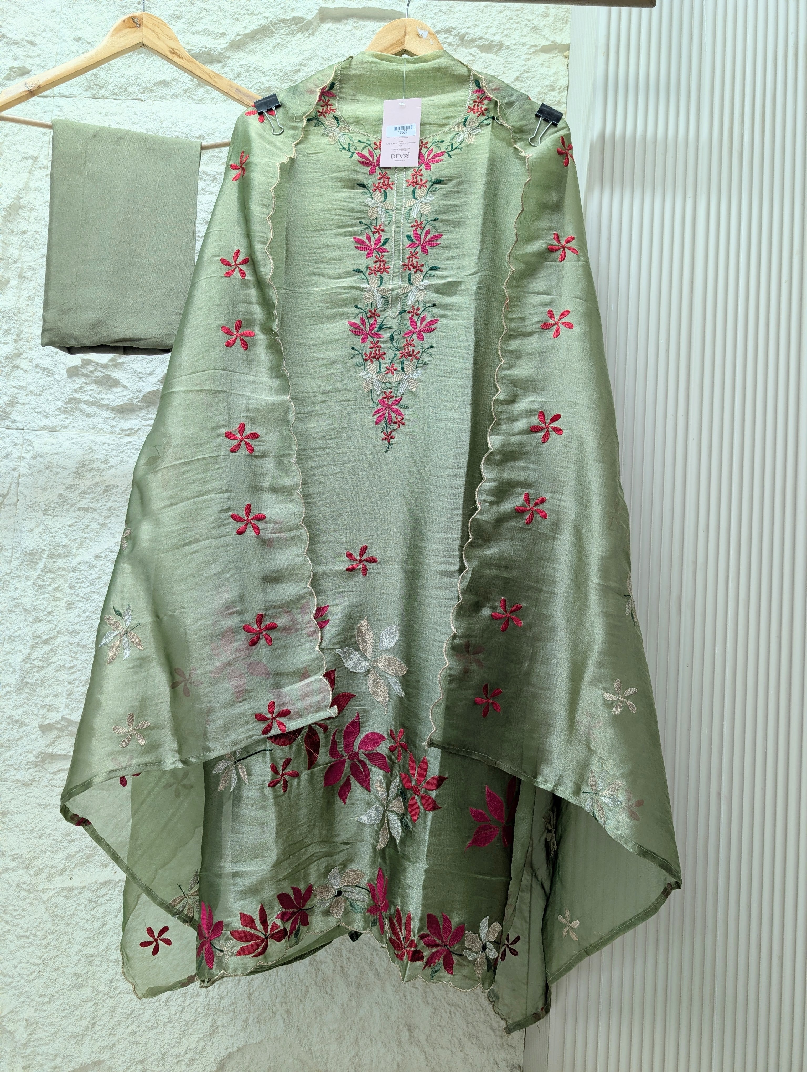 Sage Crush Tissue Silk Embroidered Unstitched 3-Piece Suit (Devri – D.No 13602)