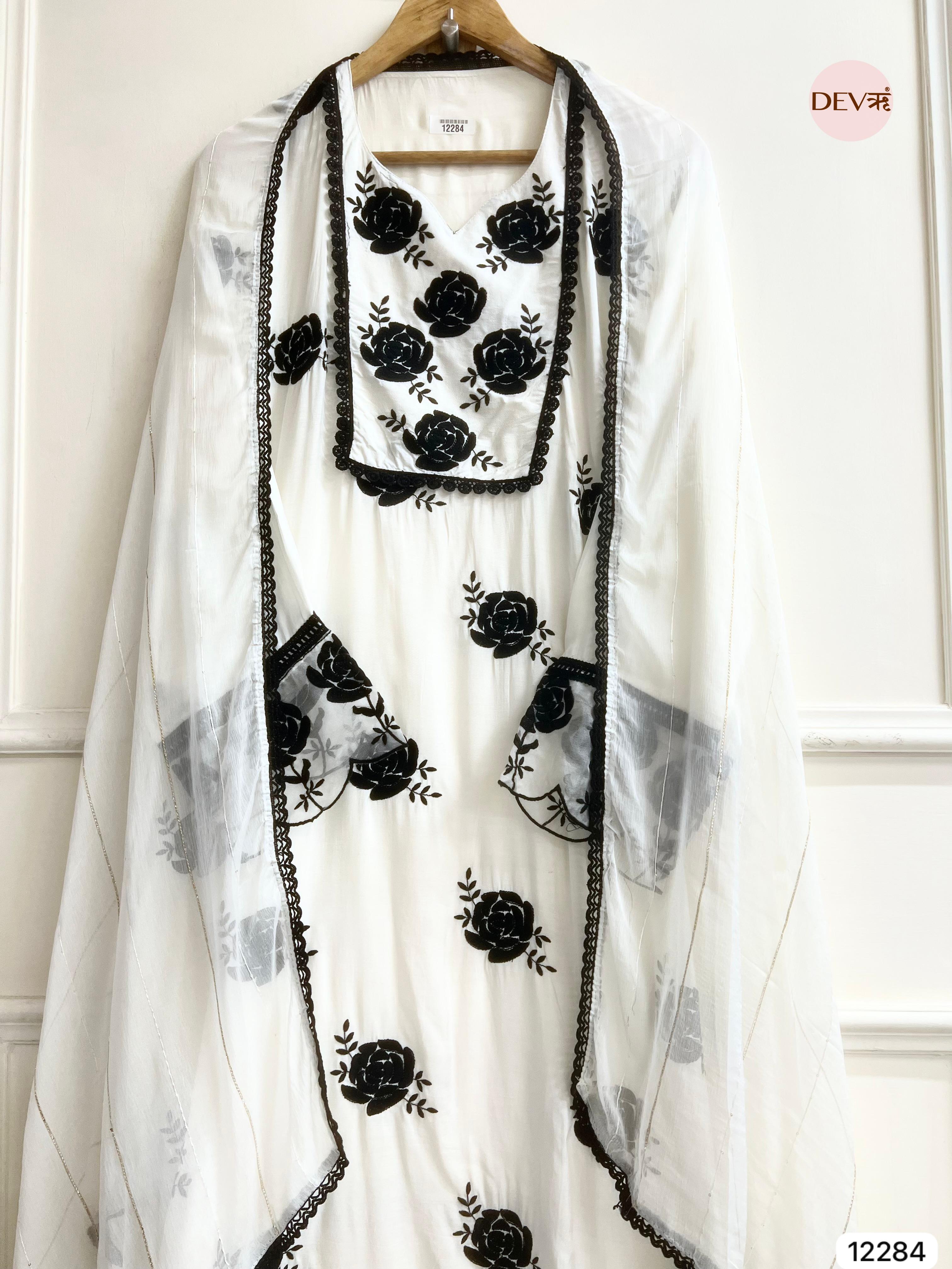 Ivory Muslin Embroidered Unstitched 3-Piece Suit (Devri – D.No 12284)