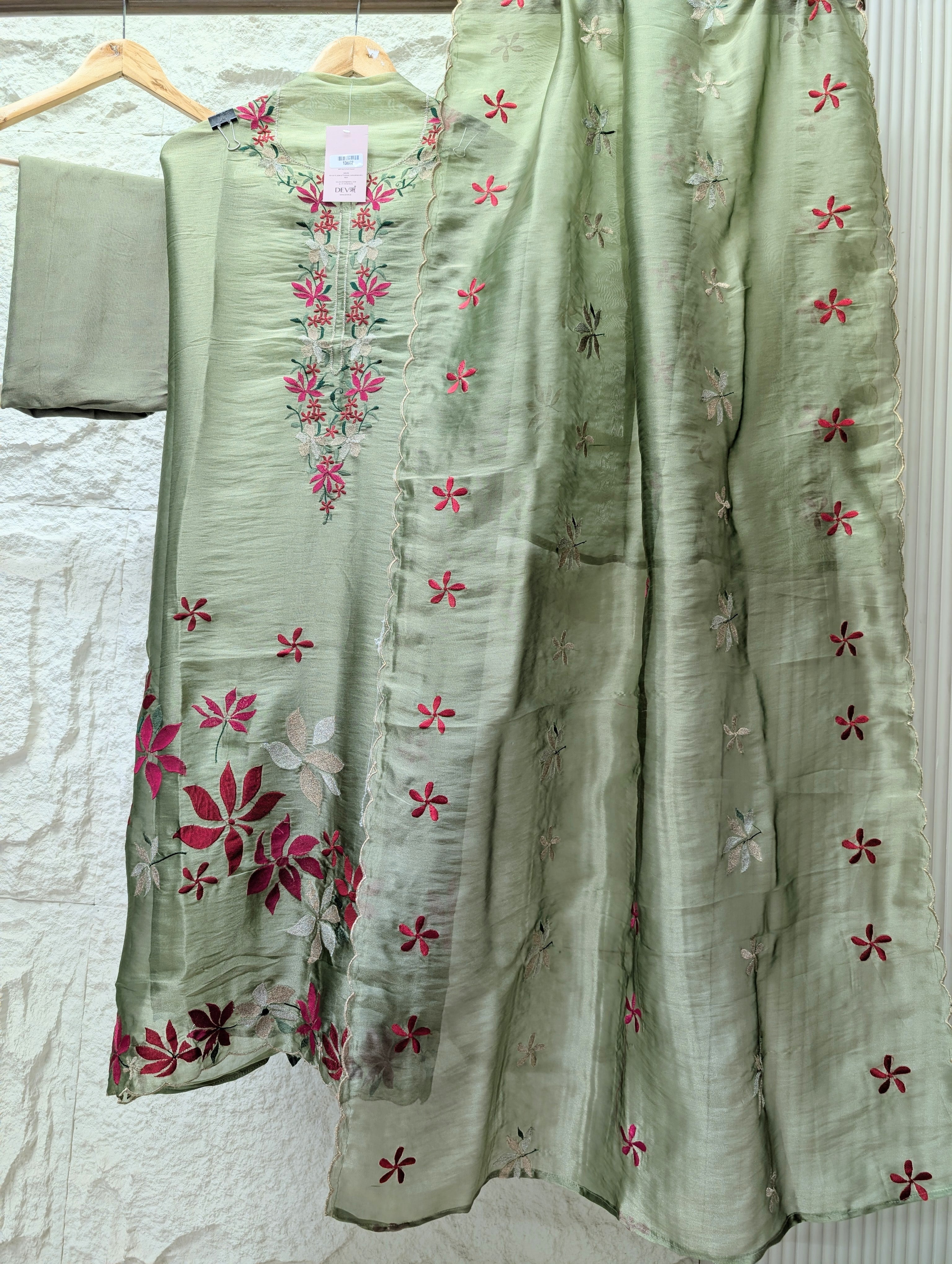 Sage Crush Tissue Silk Embroidered Unstitched 3-Piece Suit (Devri – D.No 13602)