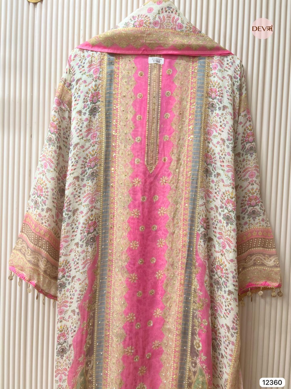 Pink Organza Printed Unstitched 3-Piece Suit (Devri – D.No 12360)