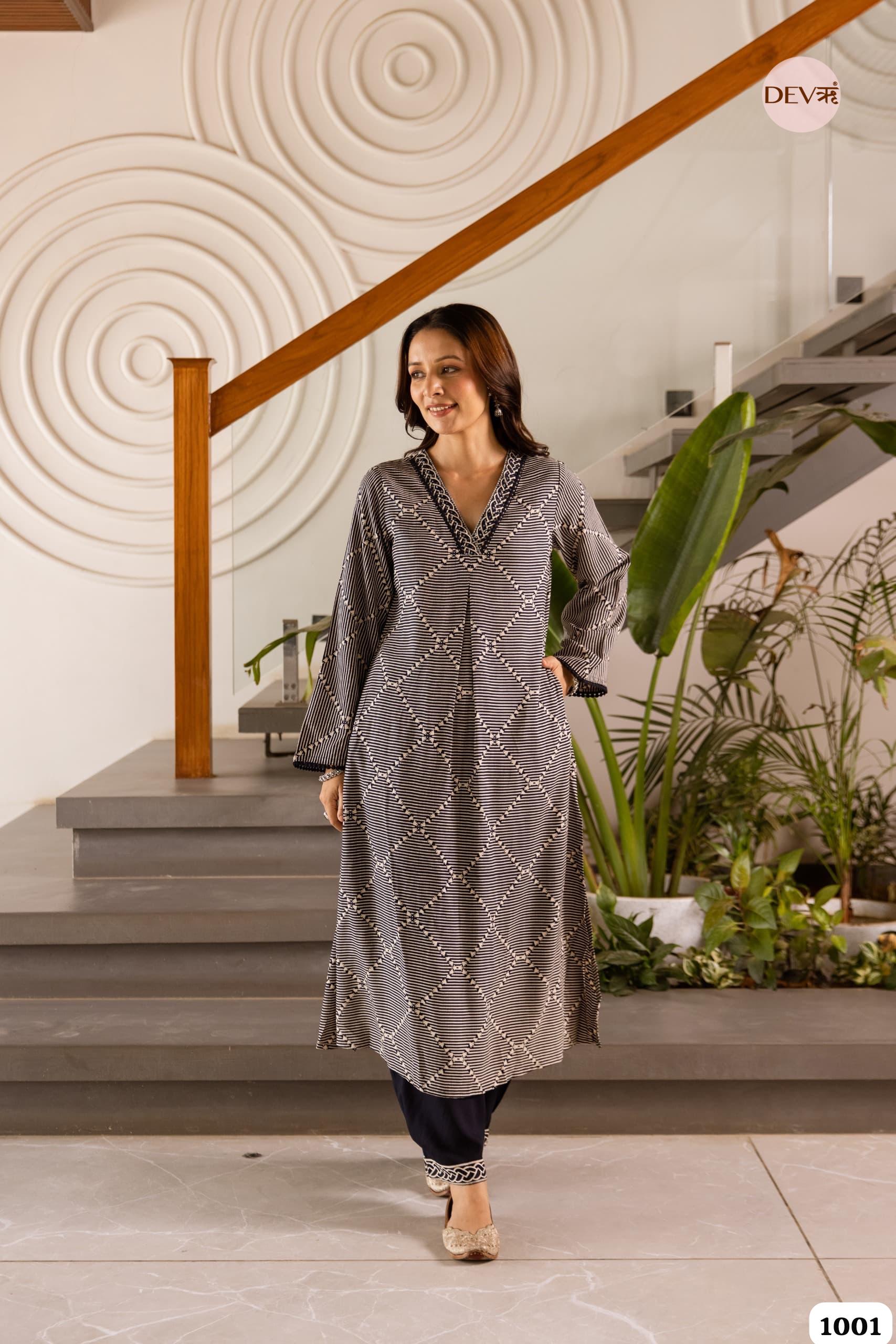 Grey Printed Kurta Set In A Soft german Reyon Blend Fabric {1001}