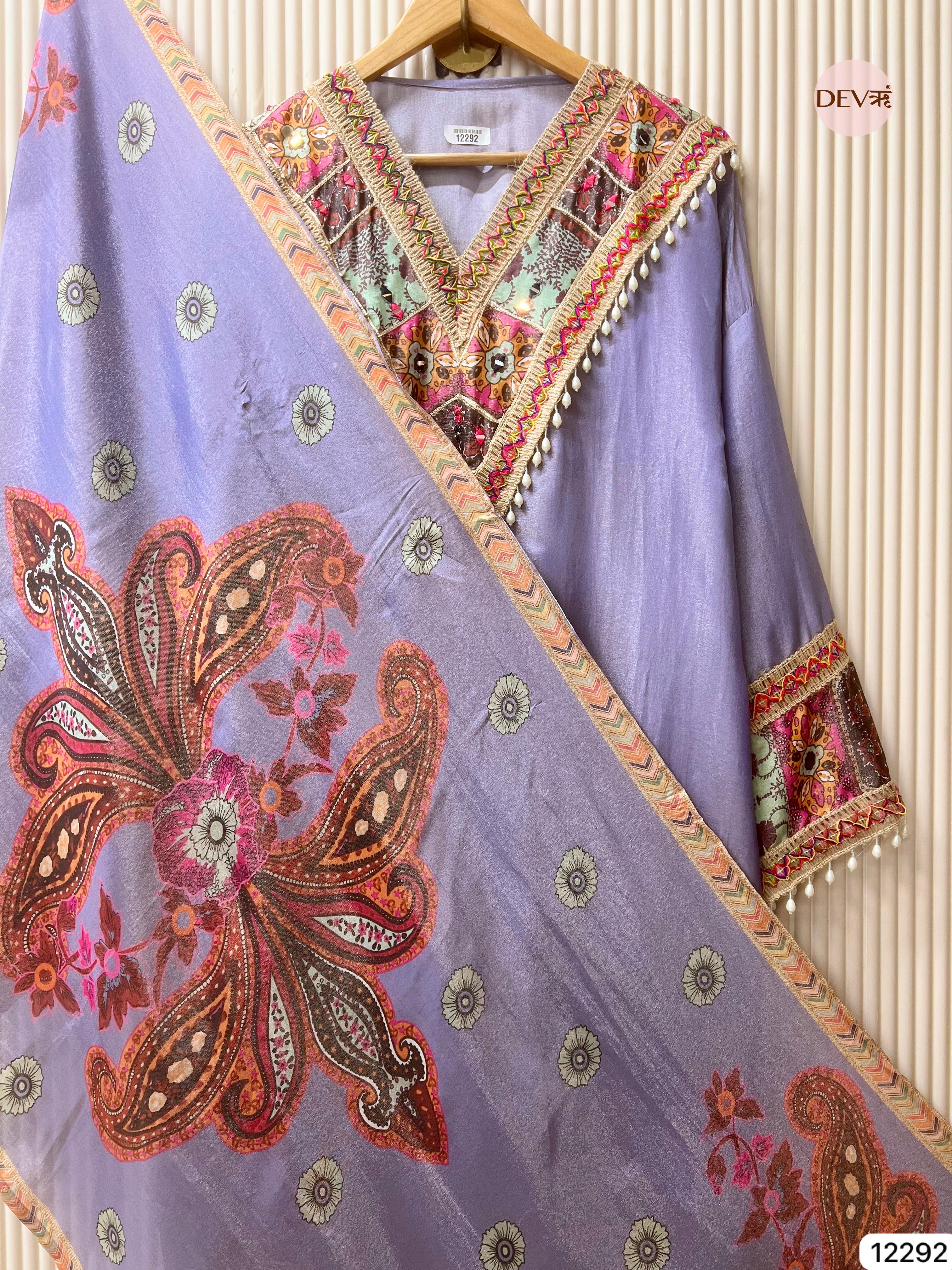 Lavender Shimmer Silk Printed Unstitched 3-Piece Suit (Devri – D.No 12292)