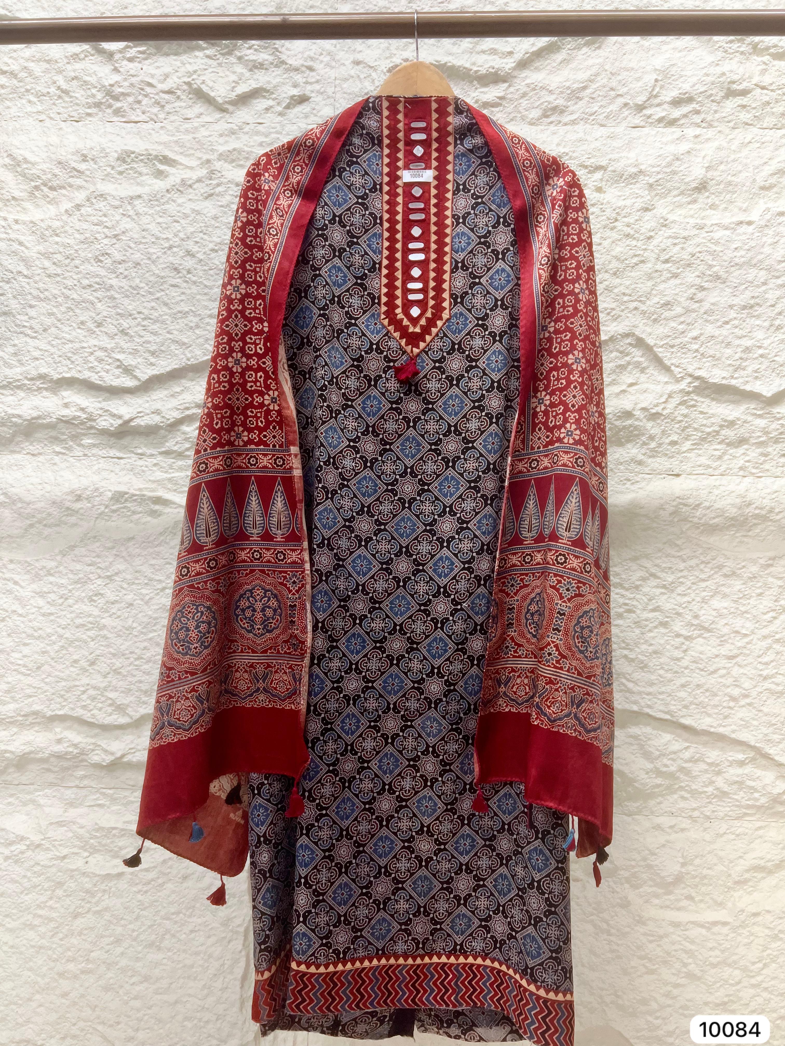 Vanya Cotton Heritage Print Maroon &amp; Indigo 3-Piece Set (Devri – D.No 10084)