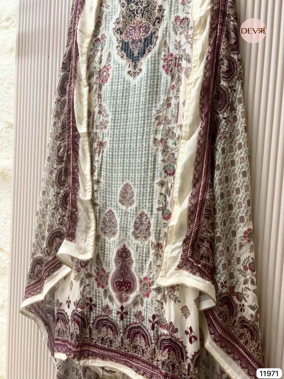 Ivory Muslin Printed Unstitched 3-Piece Suit (Devri – D.No 11971)