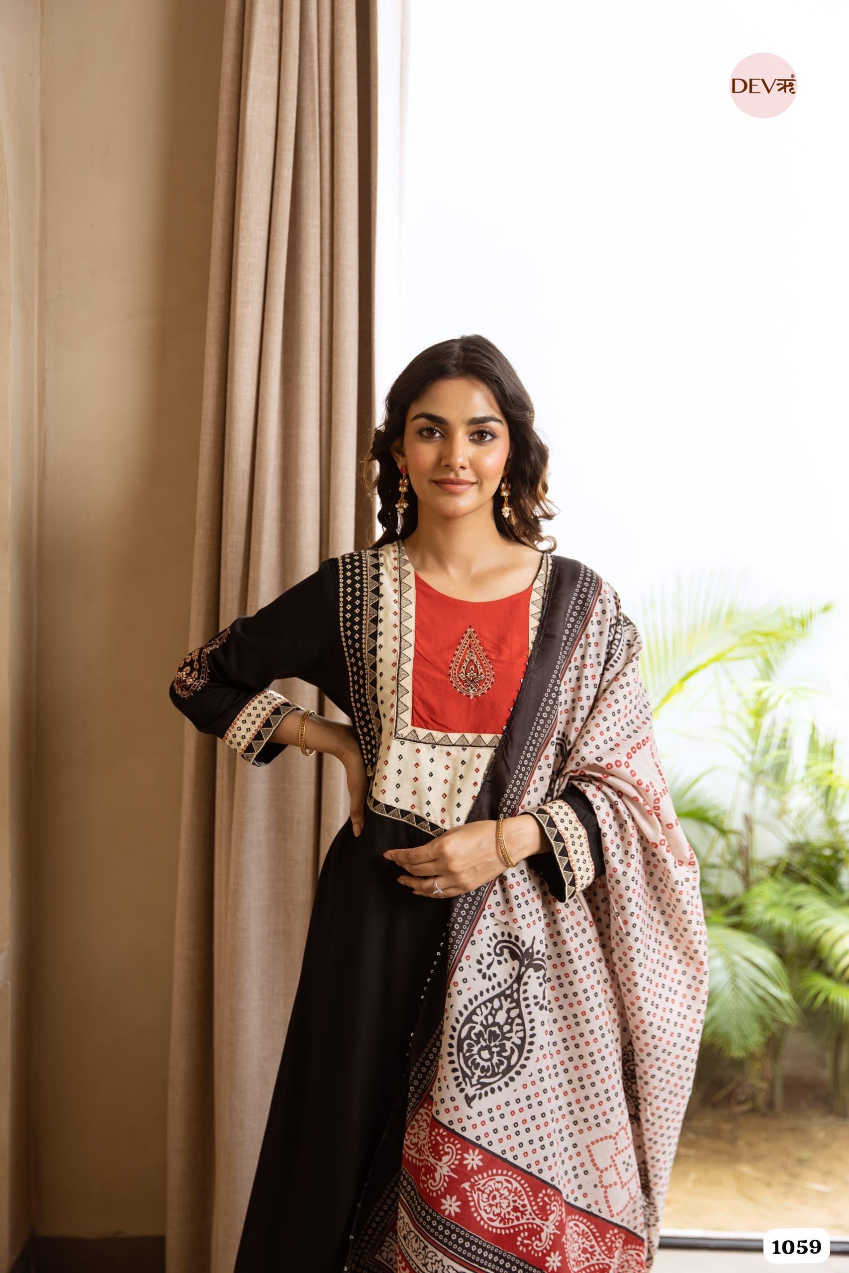 Black Paisley Reyon 3-Piece Set {1059}