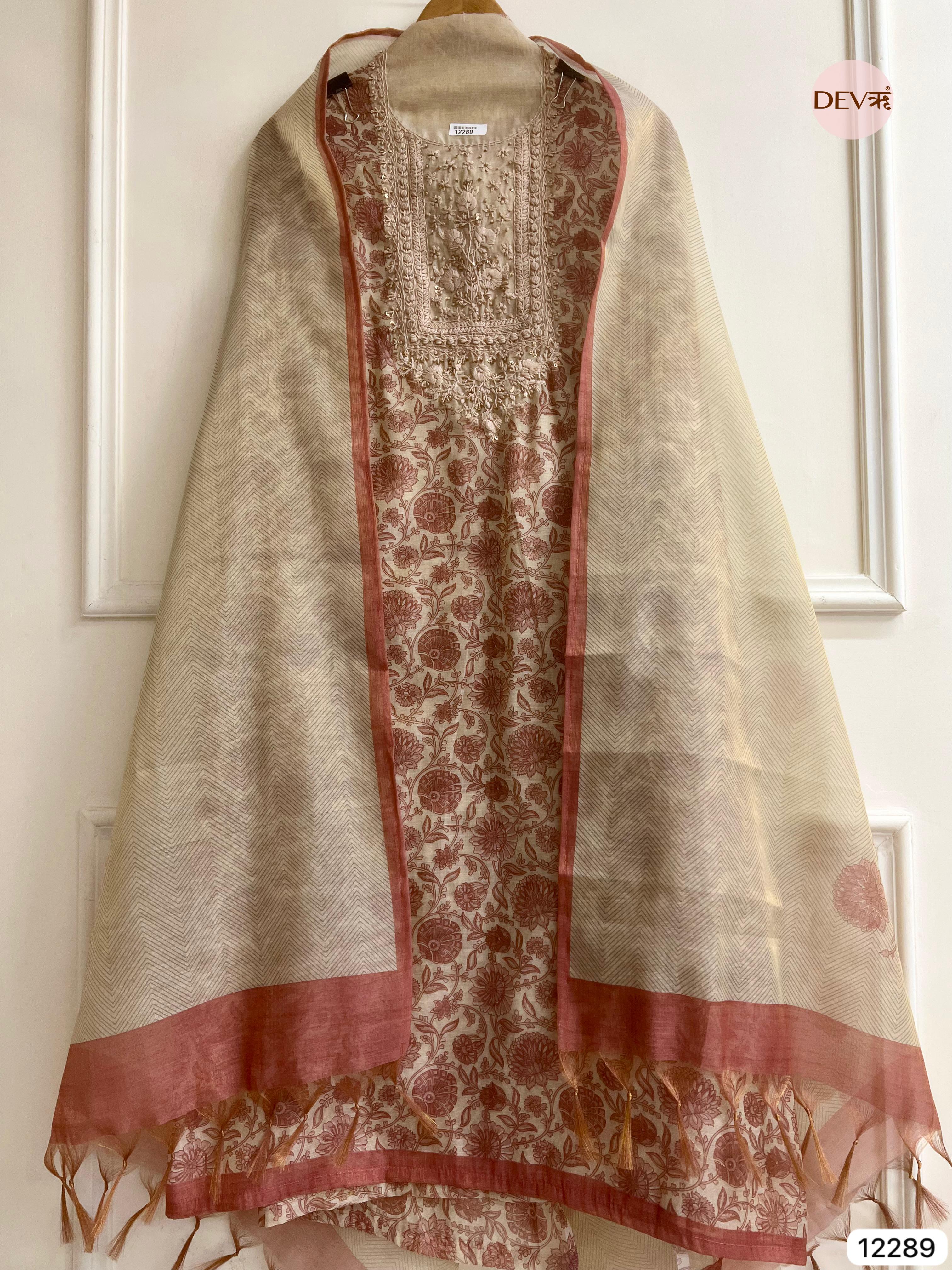 Ivory Rose Tissue Silk Embroidered Unstitched 3-Piece Suit (Devri – D.No 12289)