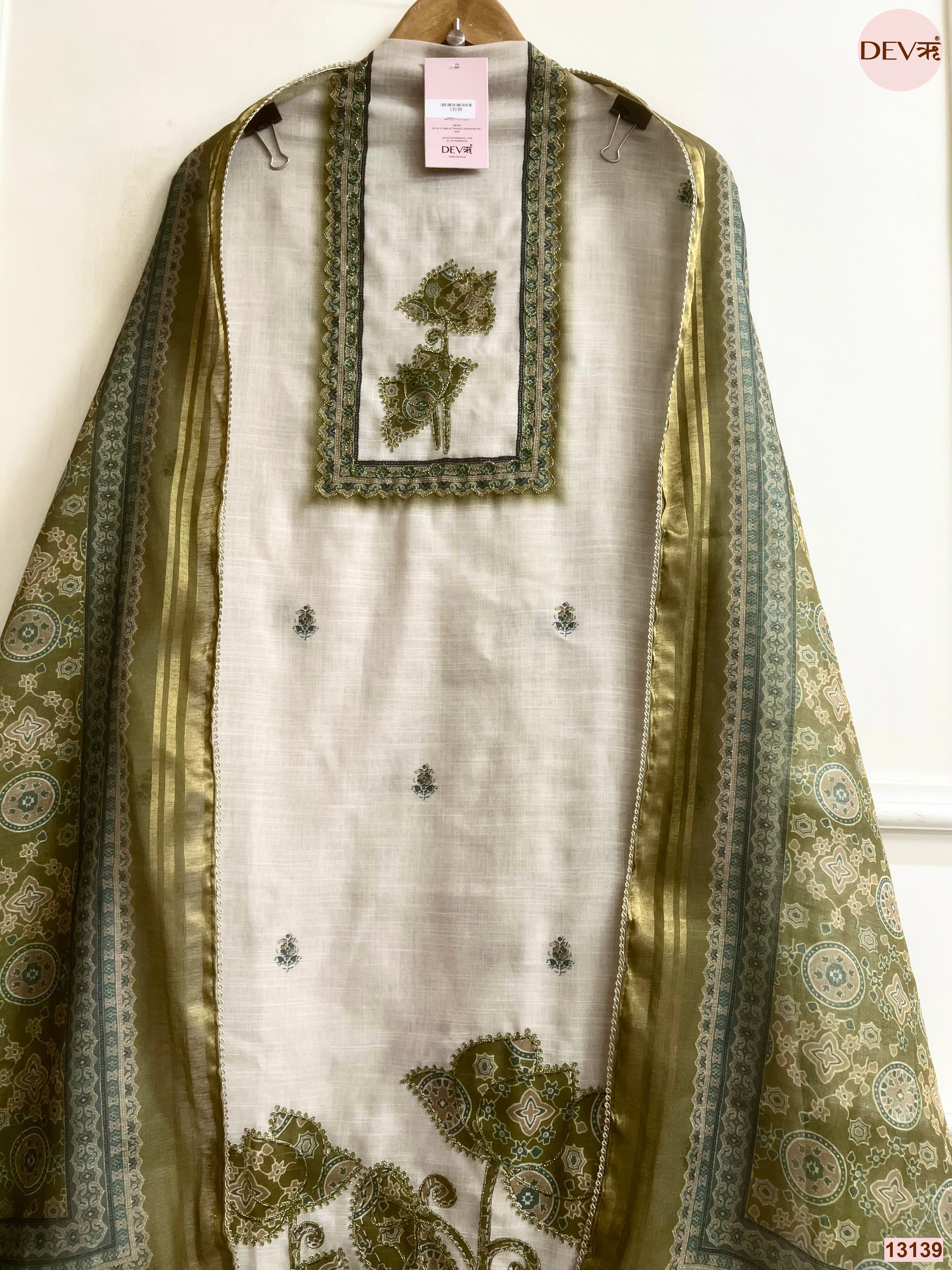 Off White Linen Printed Unstitched 3-Piece Suit (Devri – D.No 13139)