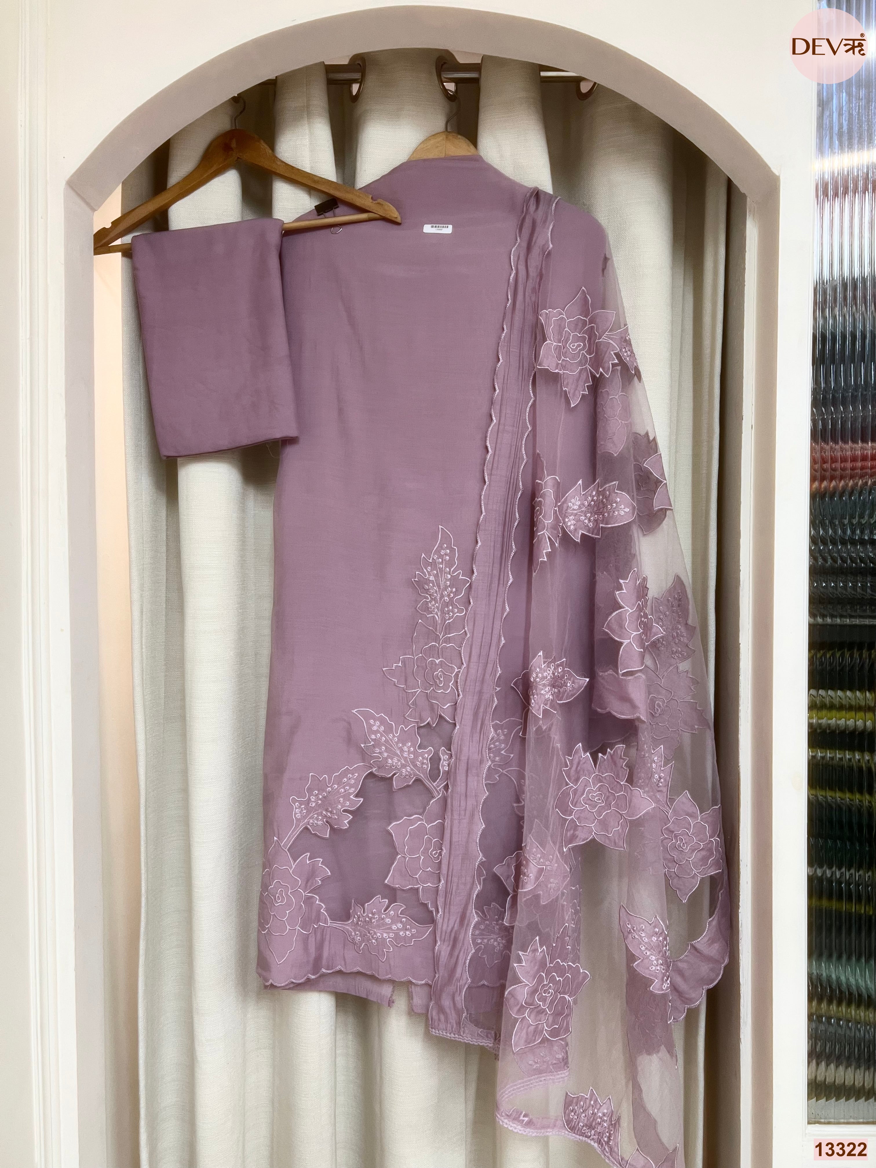 Purple Mul Chanderi Embroidered Unstitched 3-Piece Suit (Devri – D.No 13322)