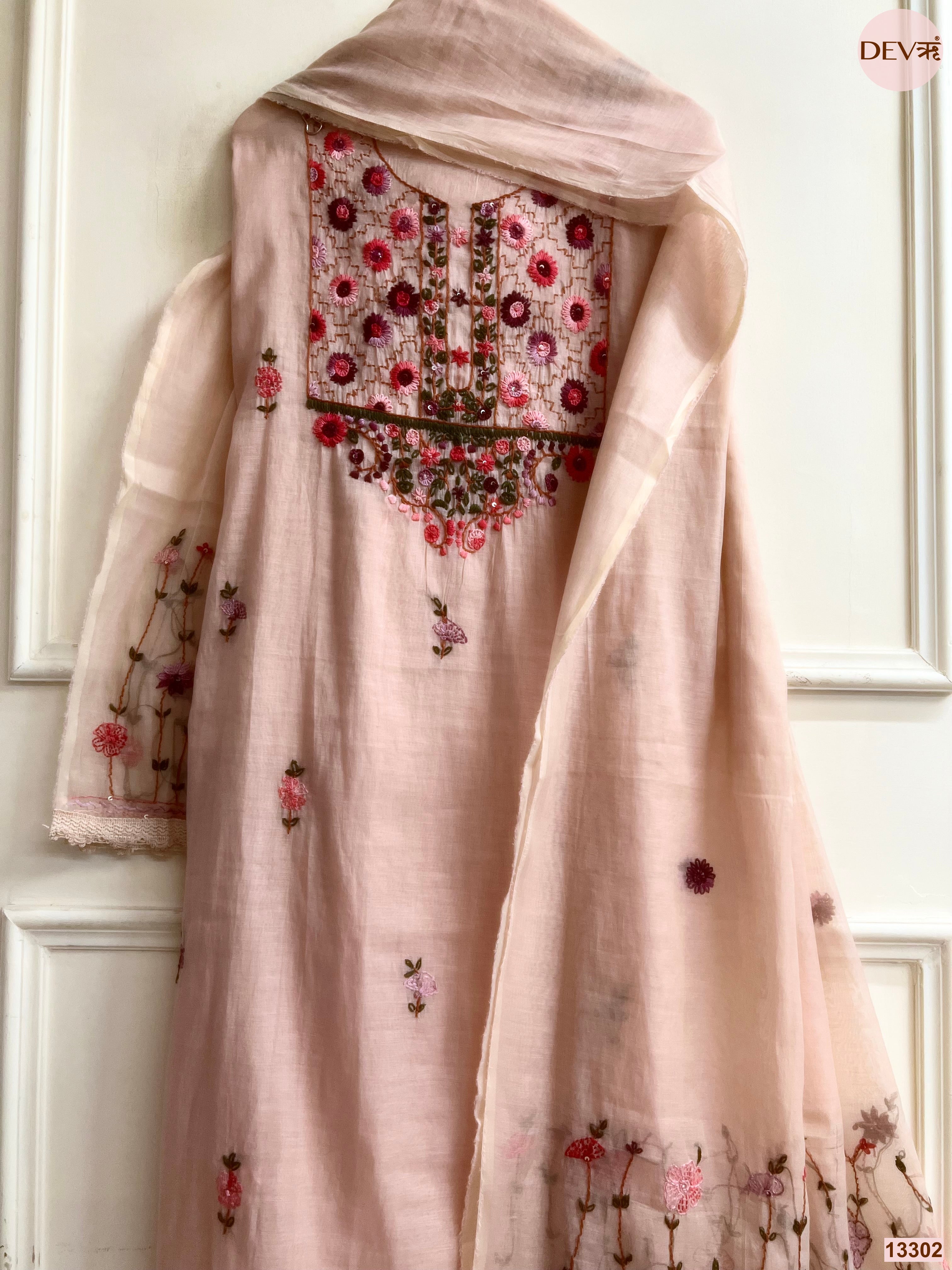 Peach Mul Chanderi Embroidered Unstitched 3-Piece Suit (Devri – D.No 13302)