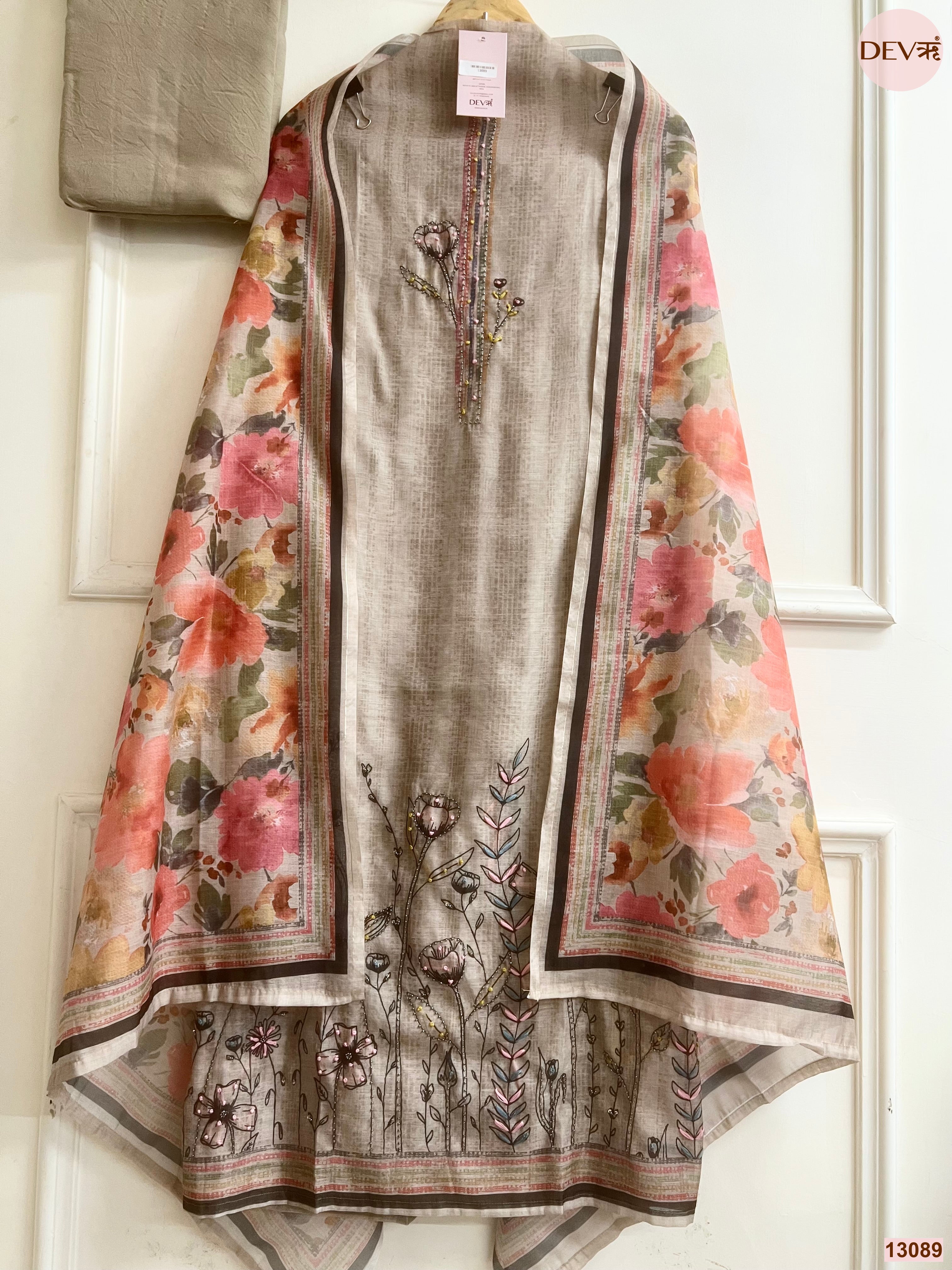 Beige Mul Chanderi Printed Unstitched 3-Piece Suit (Devri – D.No 13089)