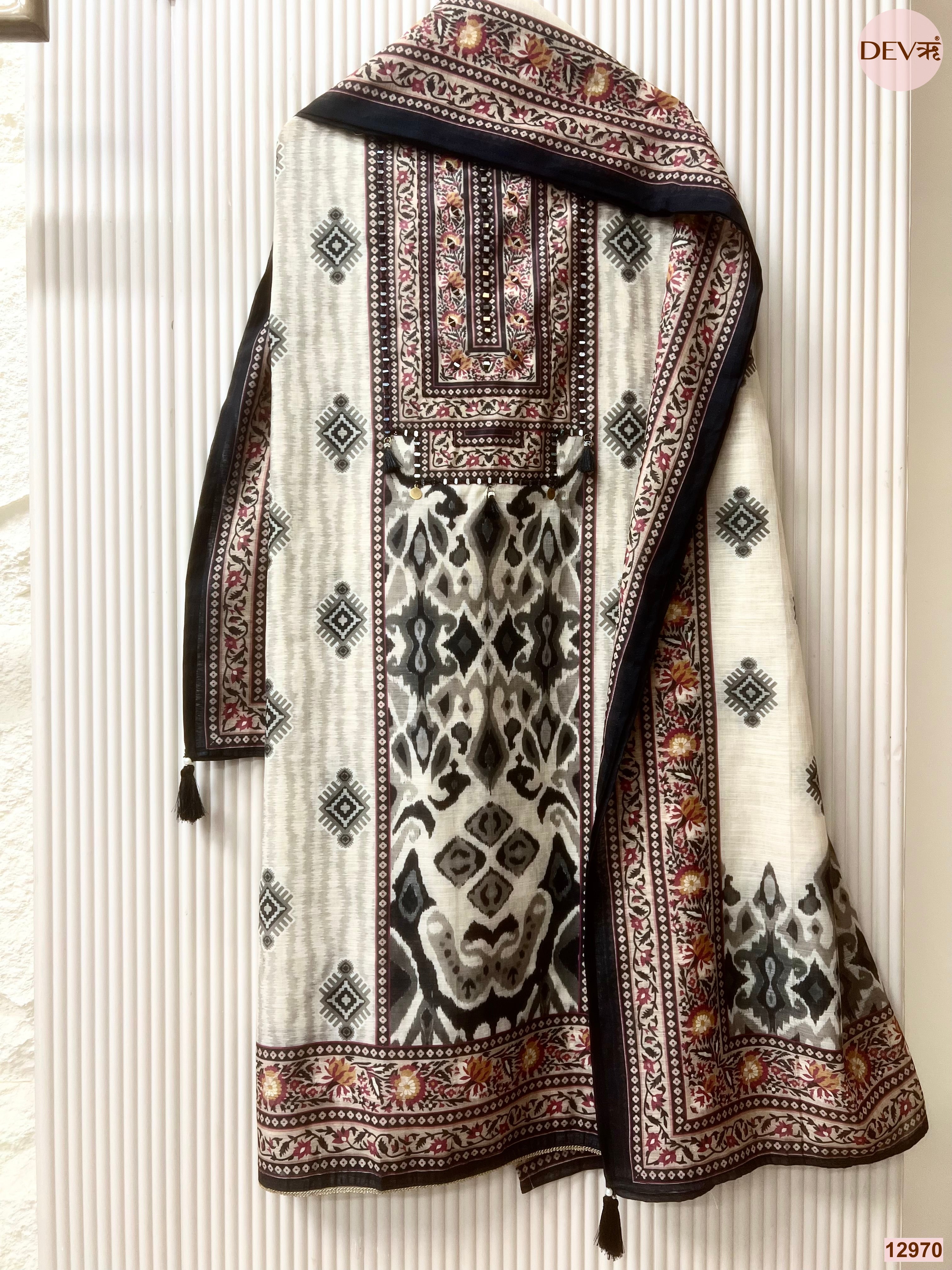 Off White Linen Cotton Printed Unstitched 3-Piece Suit (Devri – D.No 12970)