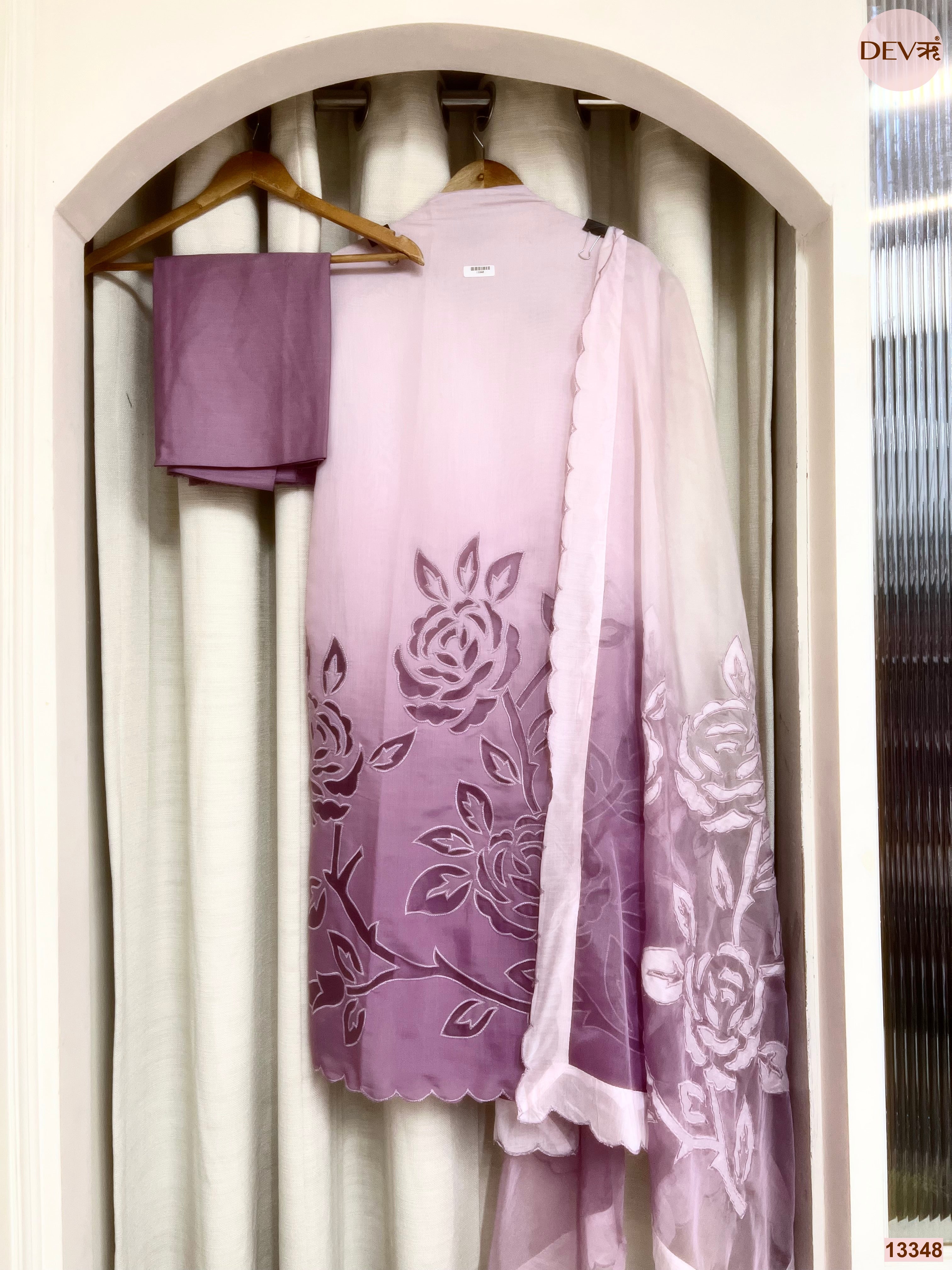 Mauve Mul Chanderi Printed Unstitched 3-Piece Suit (Devri – D.No 13348)