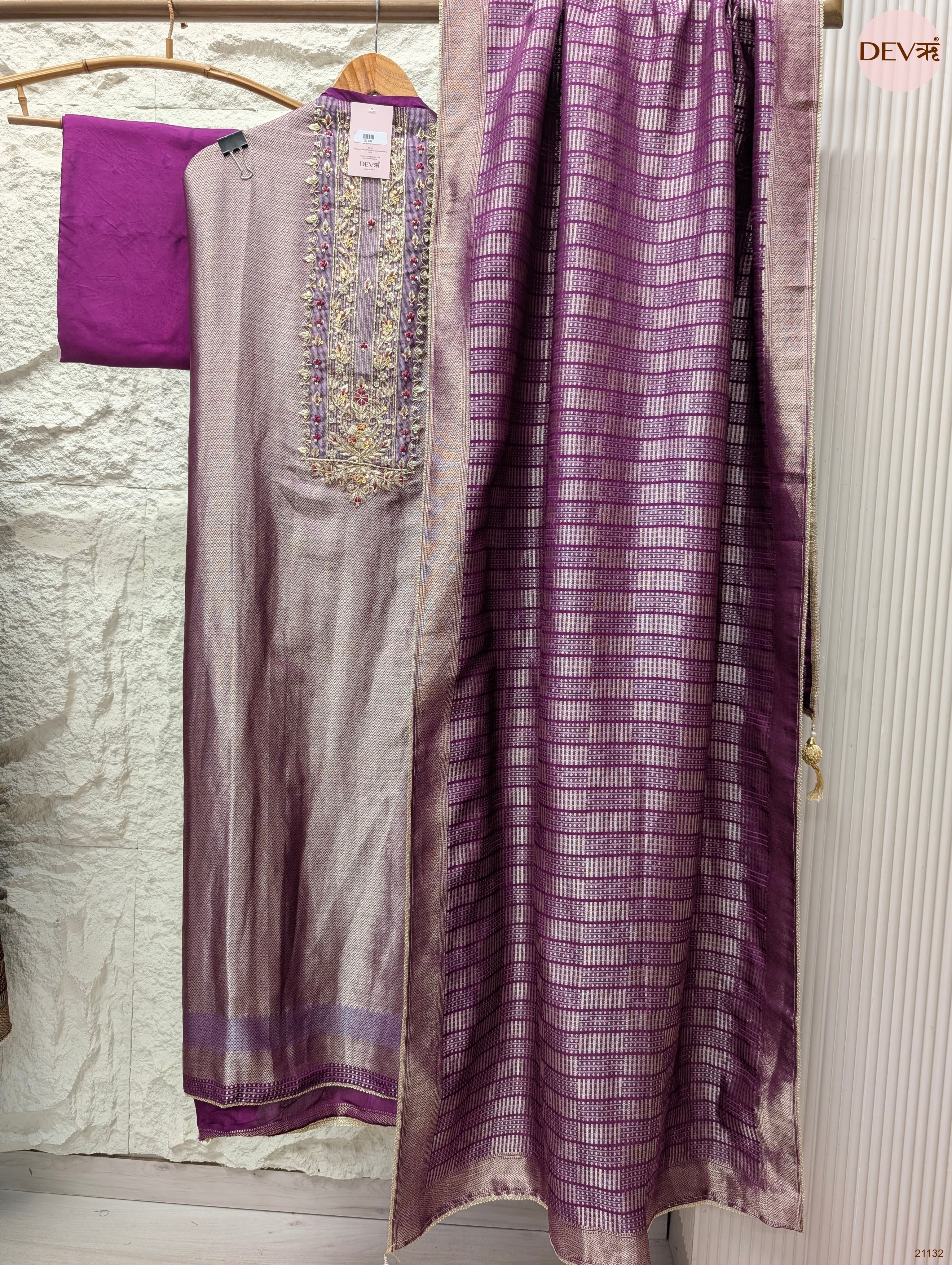Purple Pure Giraffe Banarasi Silk Embroidered Unstitched 3-Piece Suit (Devri – D.No 21132)