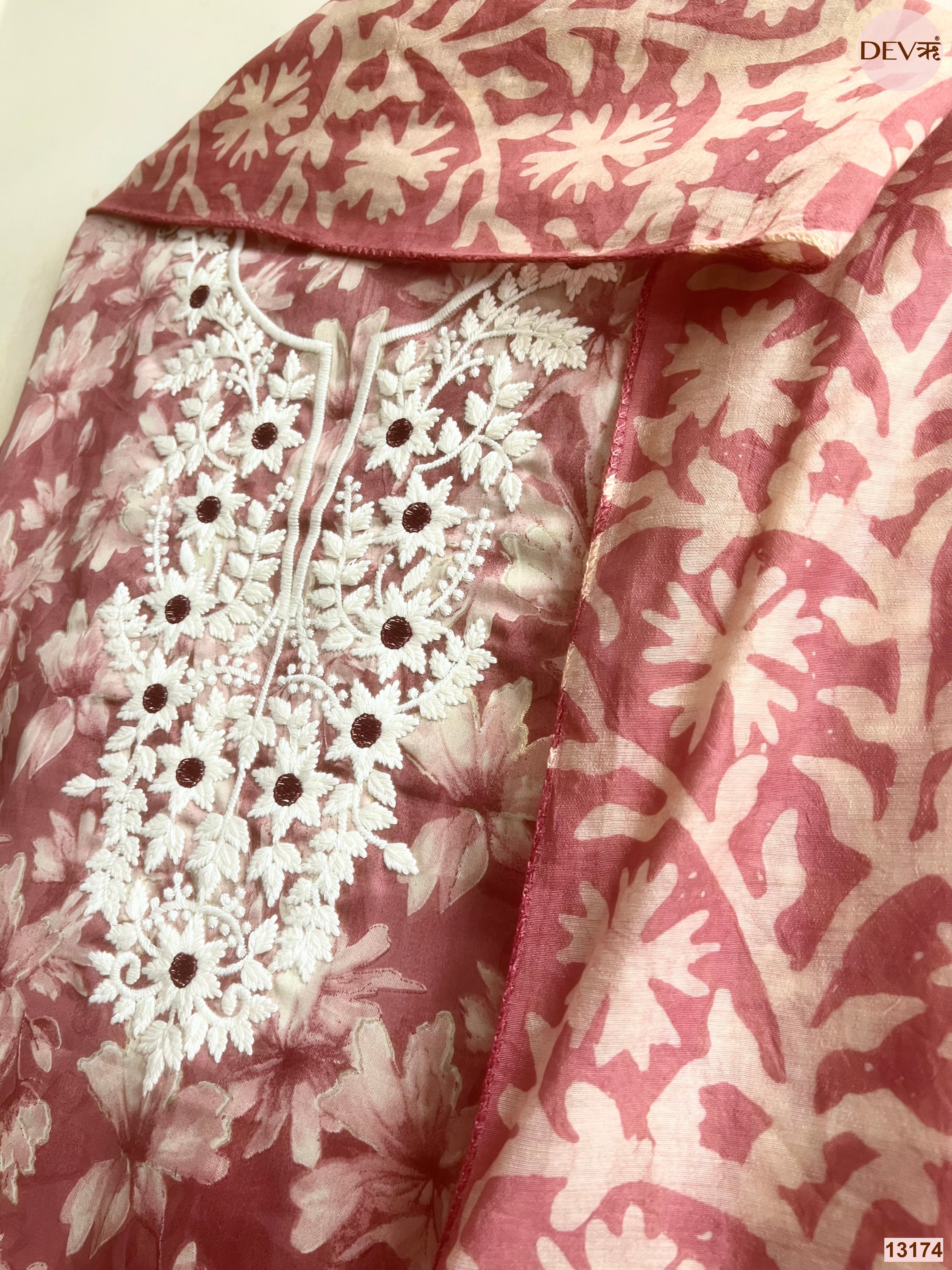Pink Jam Cotton Printed Unstitched 3-Piece Suit (Devri – D.No 13174)