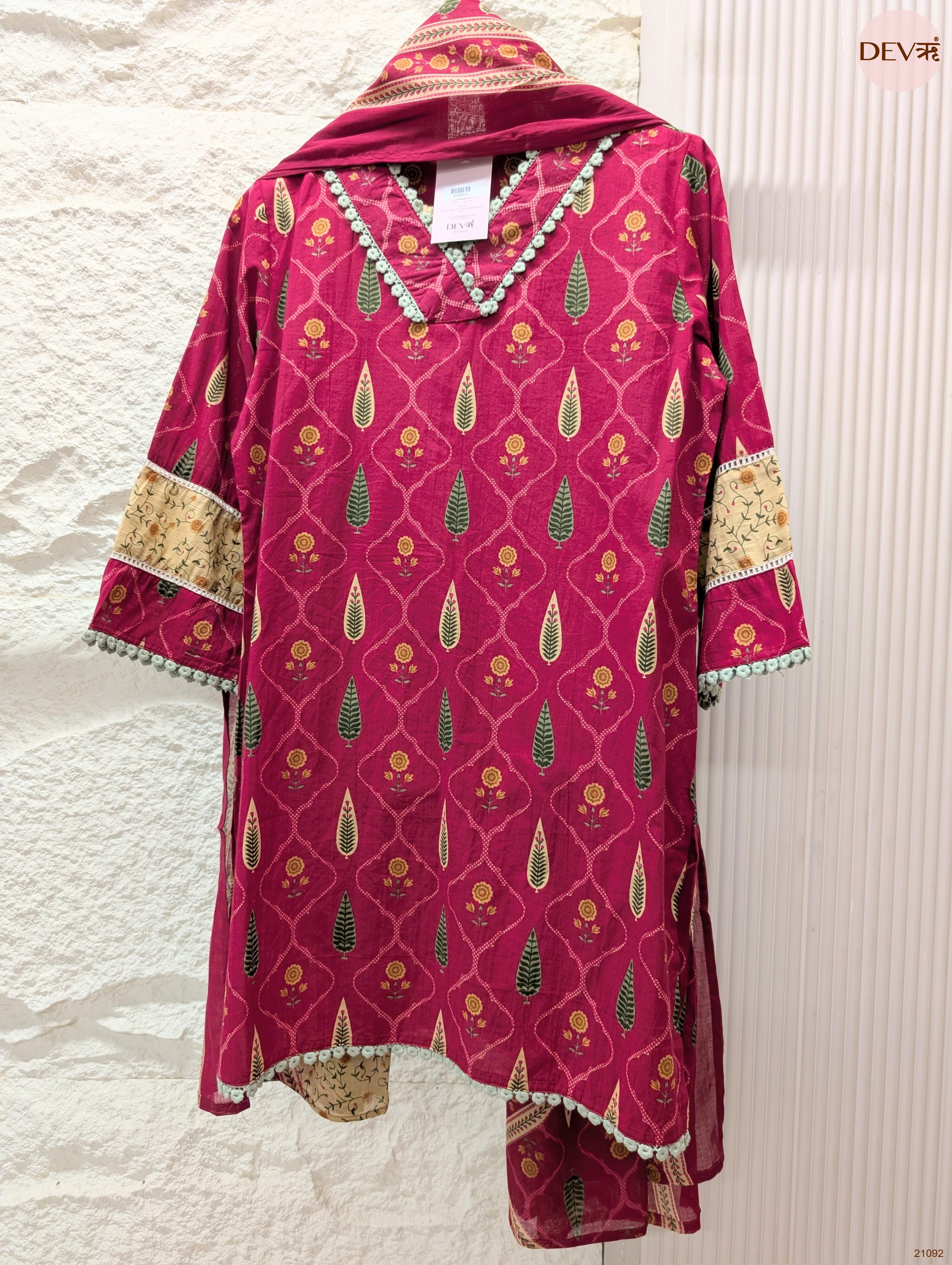 Gulnaar Pure Cotton Printed Magenta 3-Piece Set (Devri – D.No 21092)