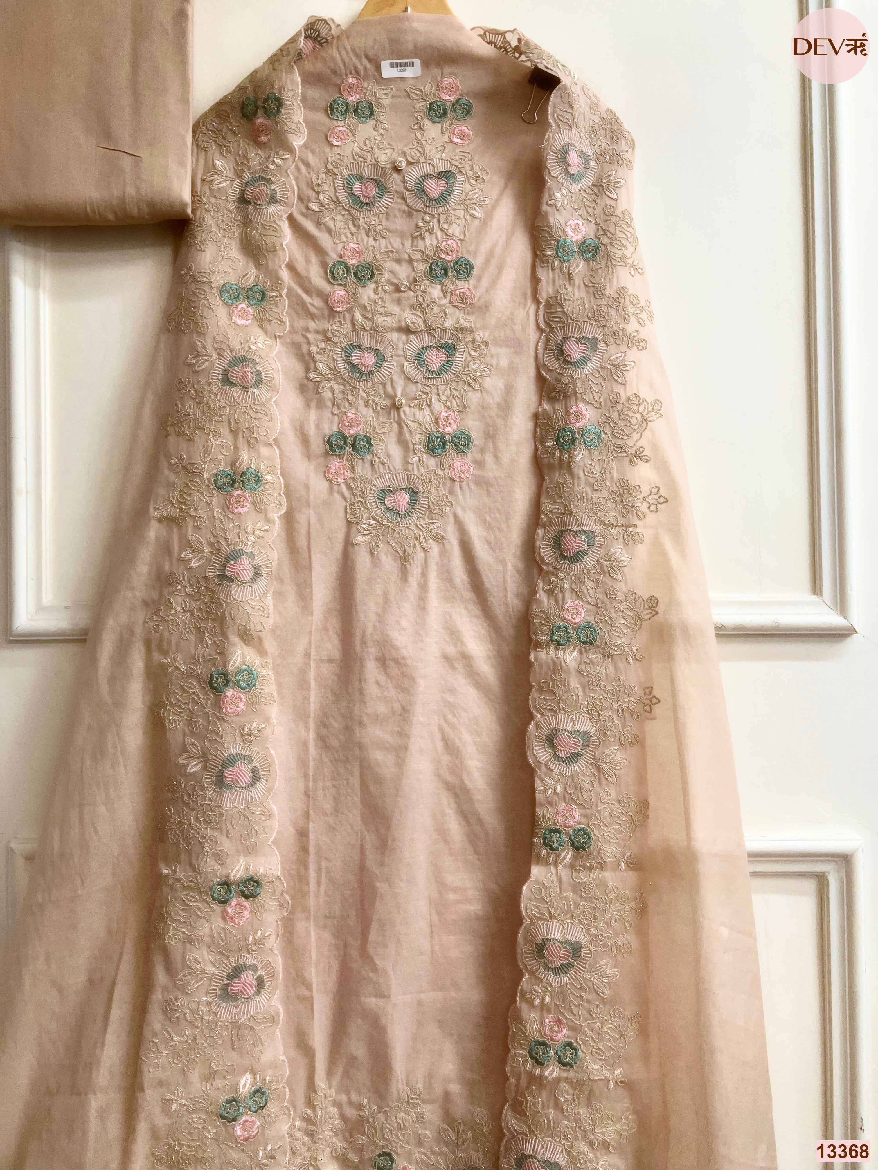 Beige Mul Chanderi Embroidered Unstitched 3-Piece Suit (Devri – D.No 13368)