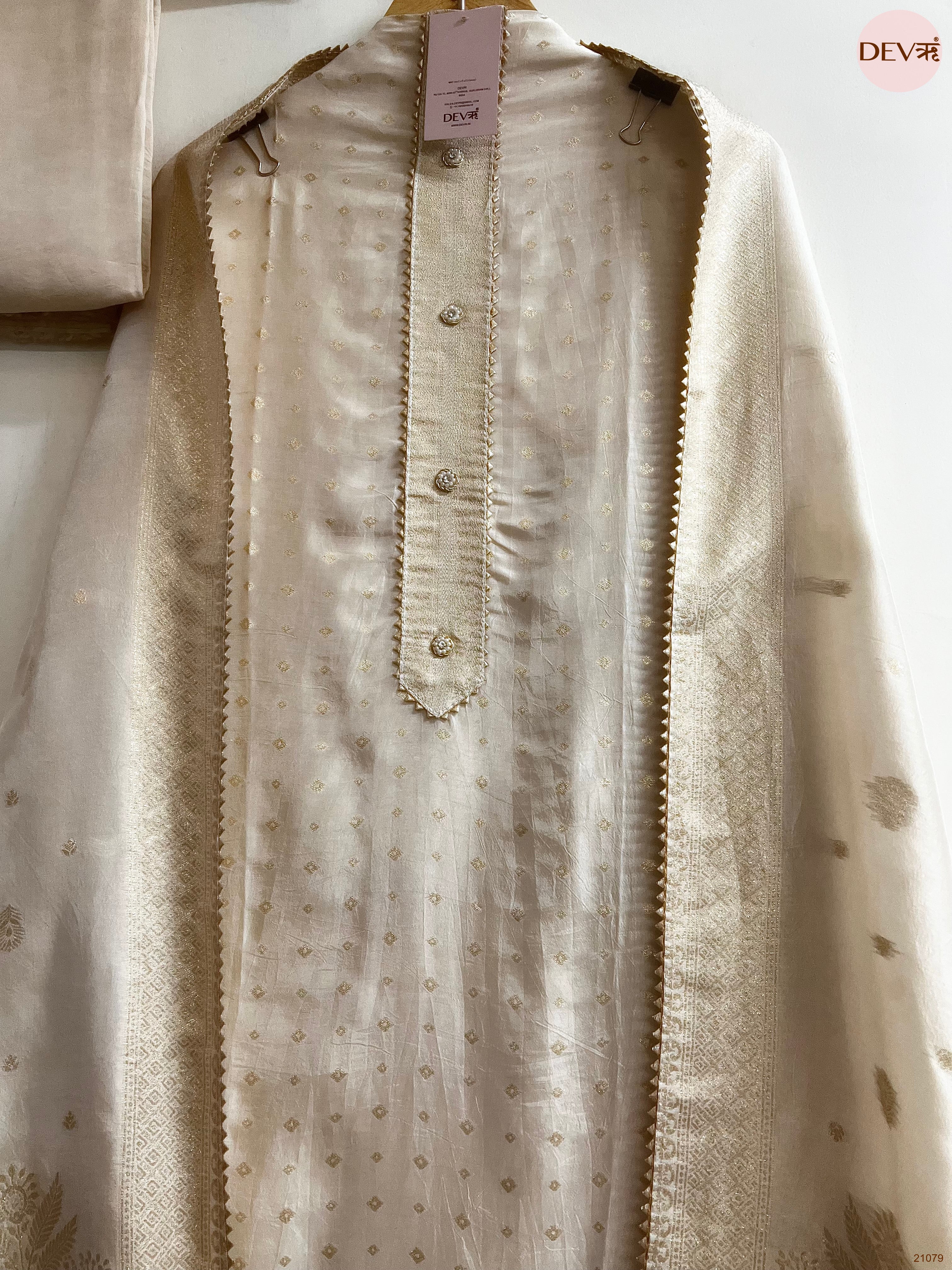 Cream Pure Viscose Dola Silk Printed Unstitched 3-Piece Suit (Devri – D.No 21079)
