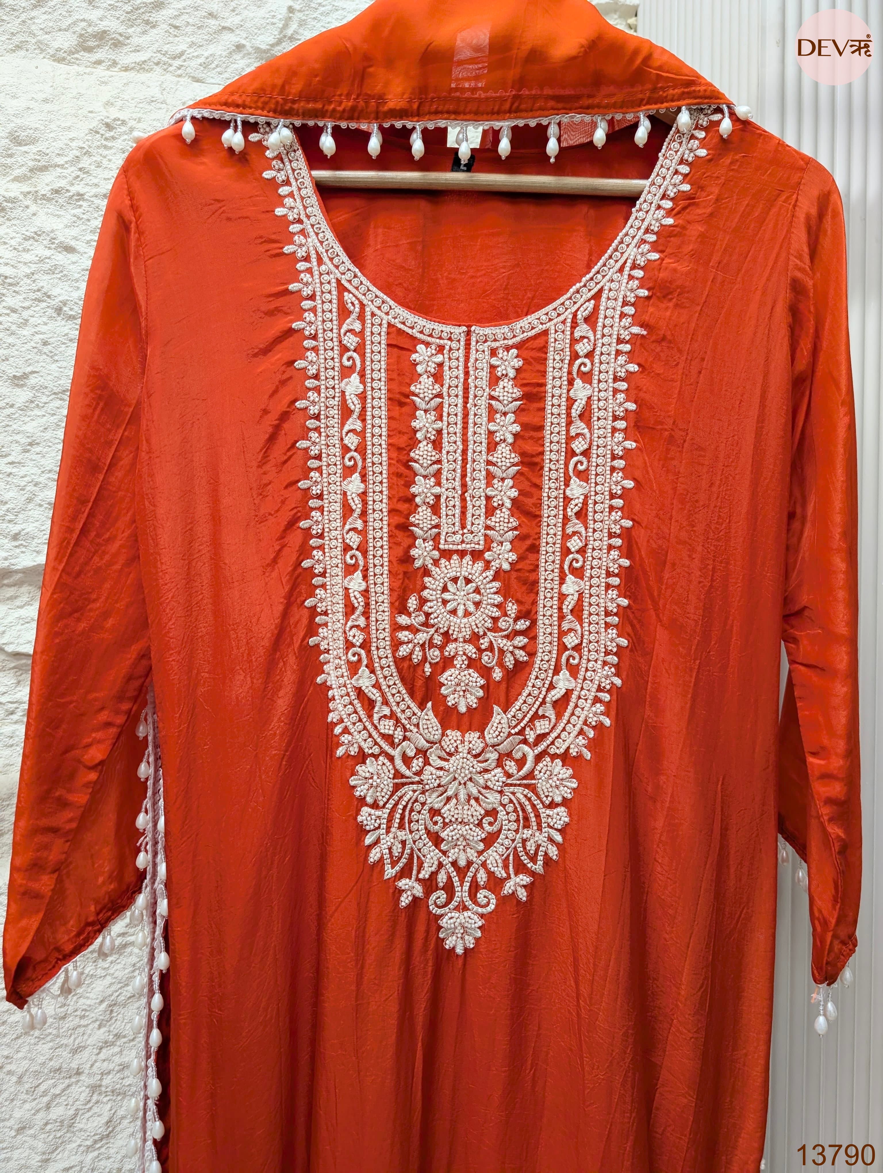 Zarmin Pure organza silk Embroidered Rust 3-Piece Set (Devri – D.No 13790)