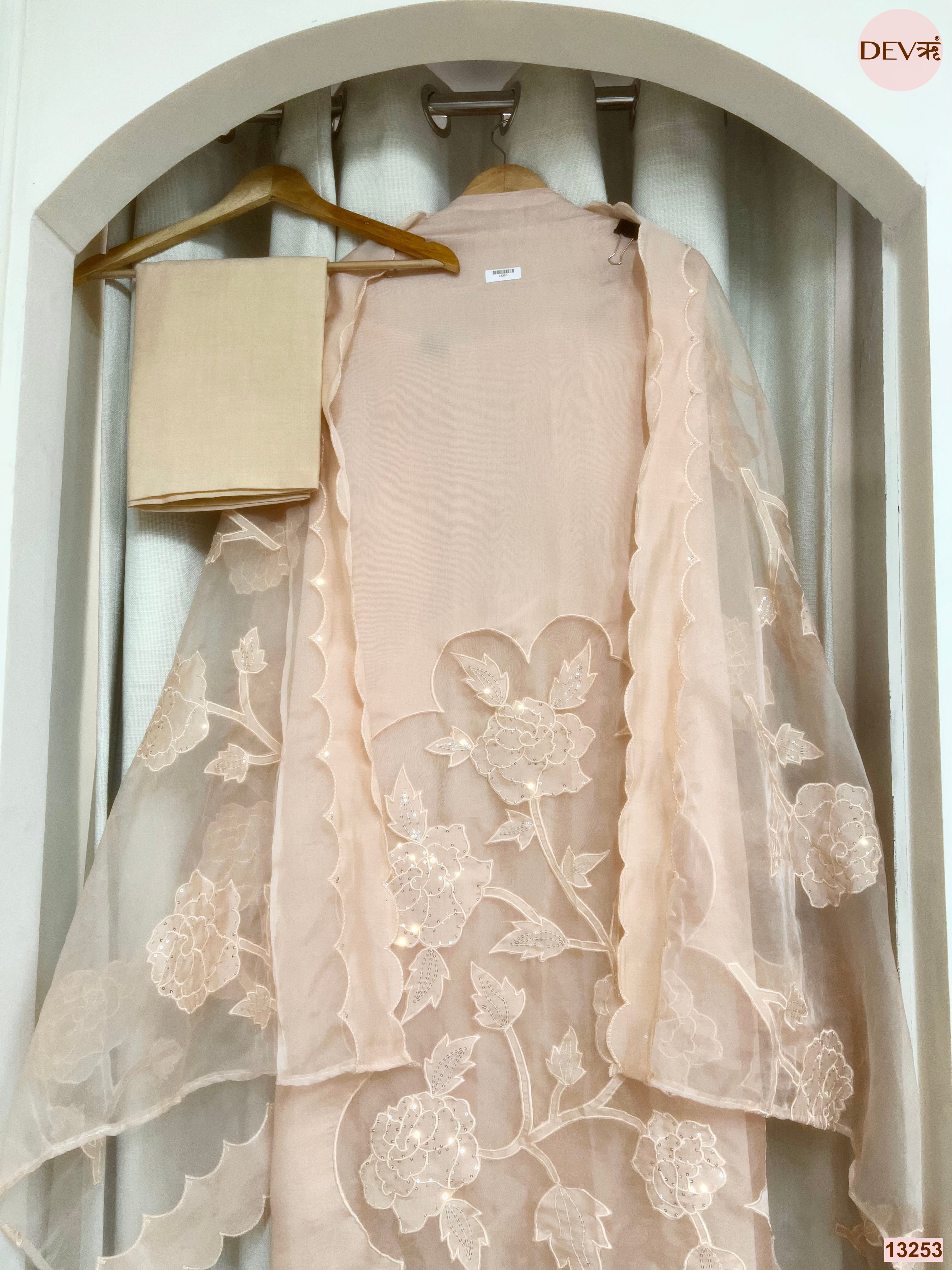 Peach Mul Chanderi Embroidered Unstitched 3-Piece Suit (Devri – D.No 13253)