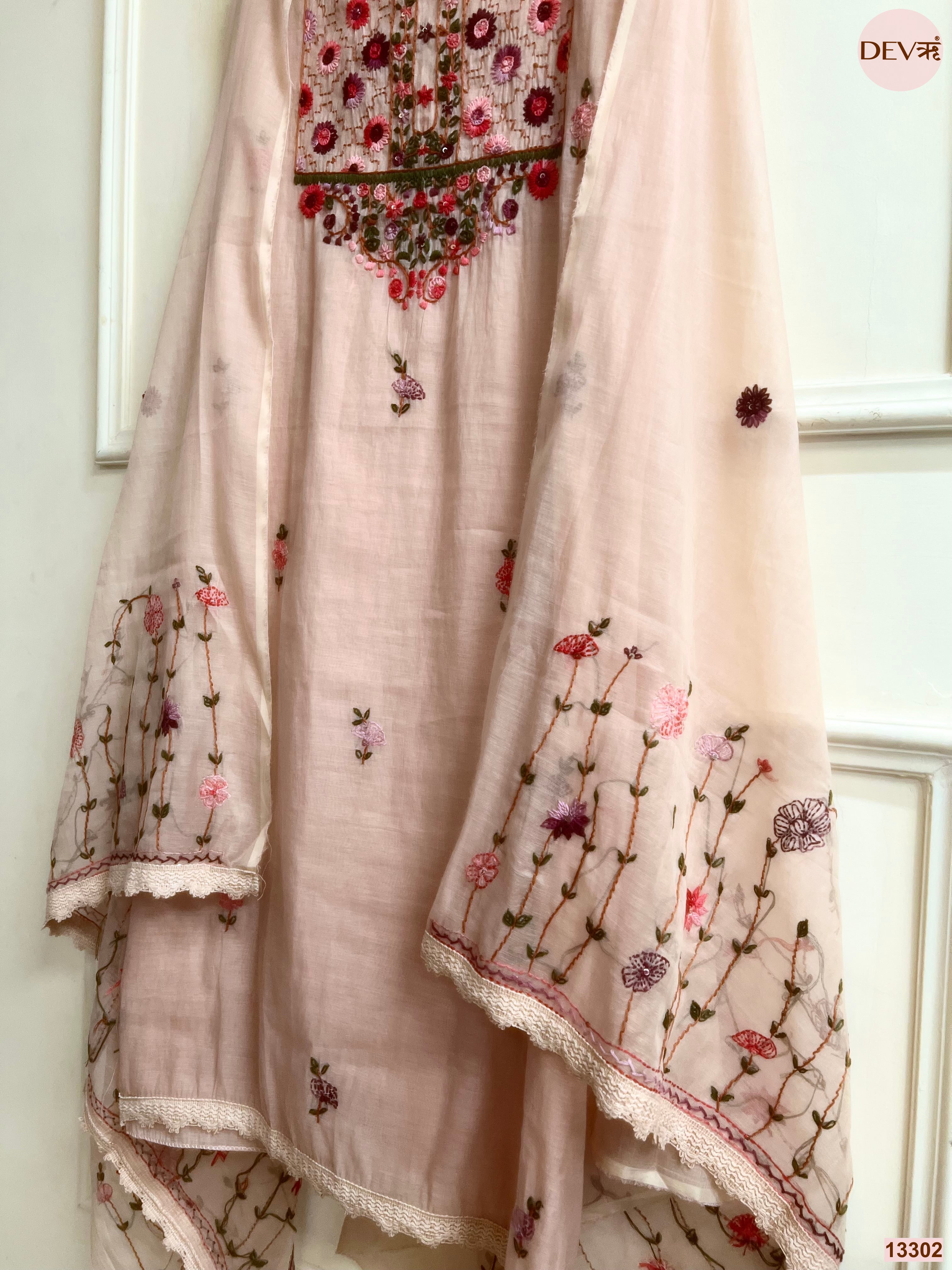 Peach Mul Chanderi Embroidered Unstitched 3-Piece Suit (Devri – D.No 13302)