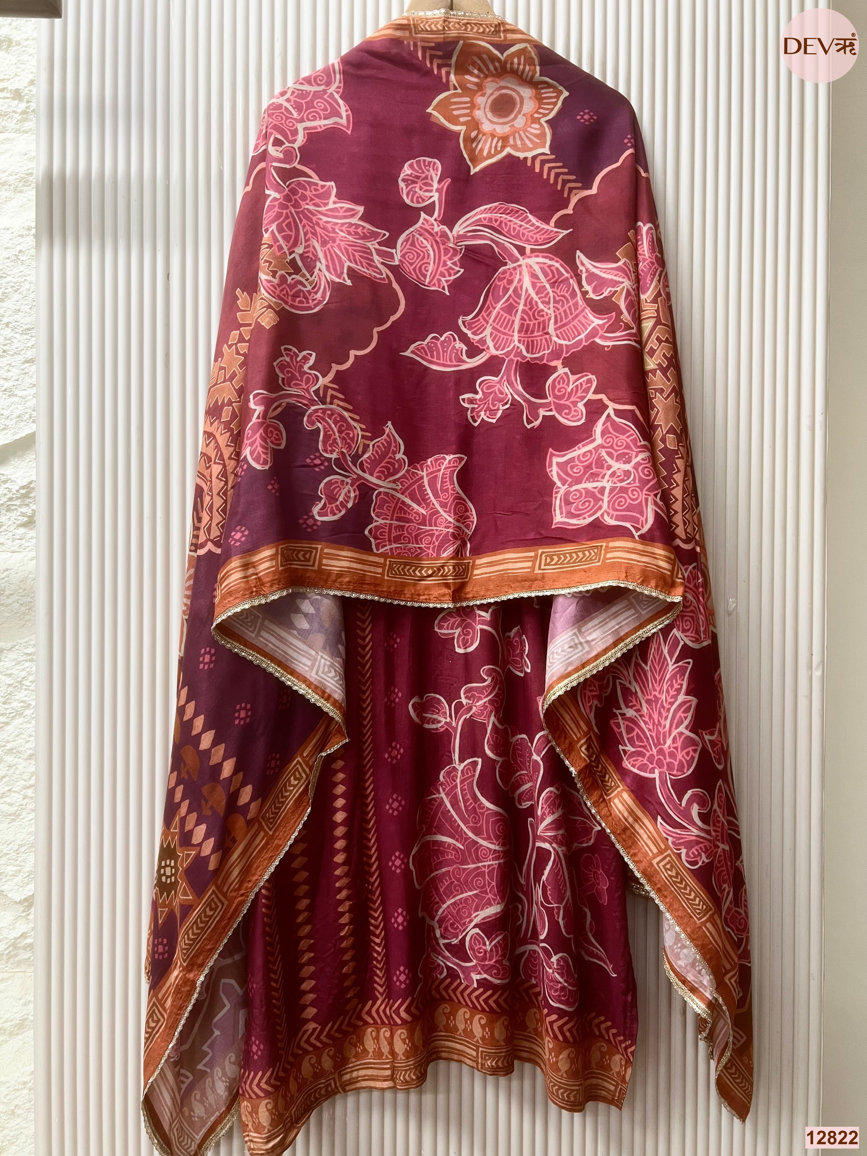 Wine Muslin Printed Unstitched 3-Piece Suit (Devri – D.No 12822)