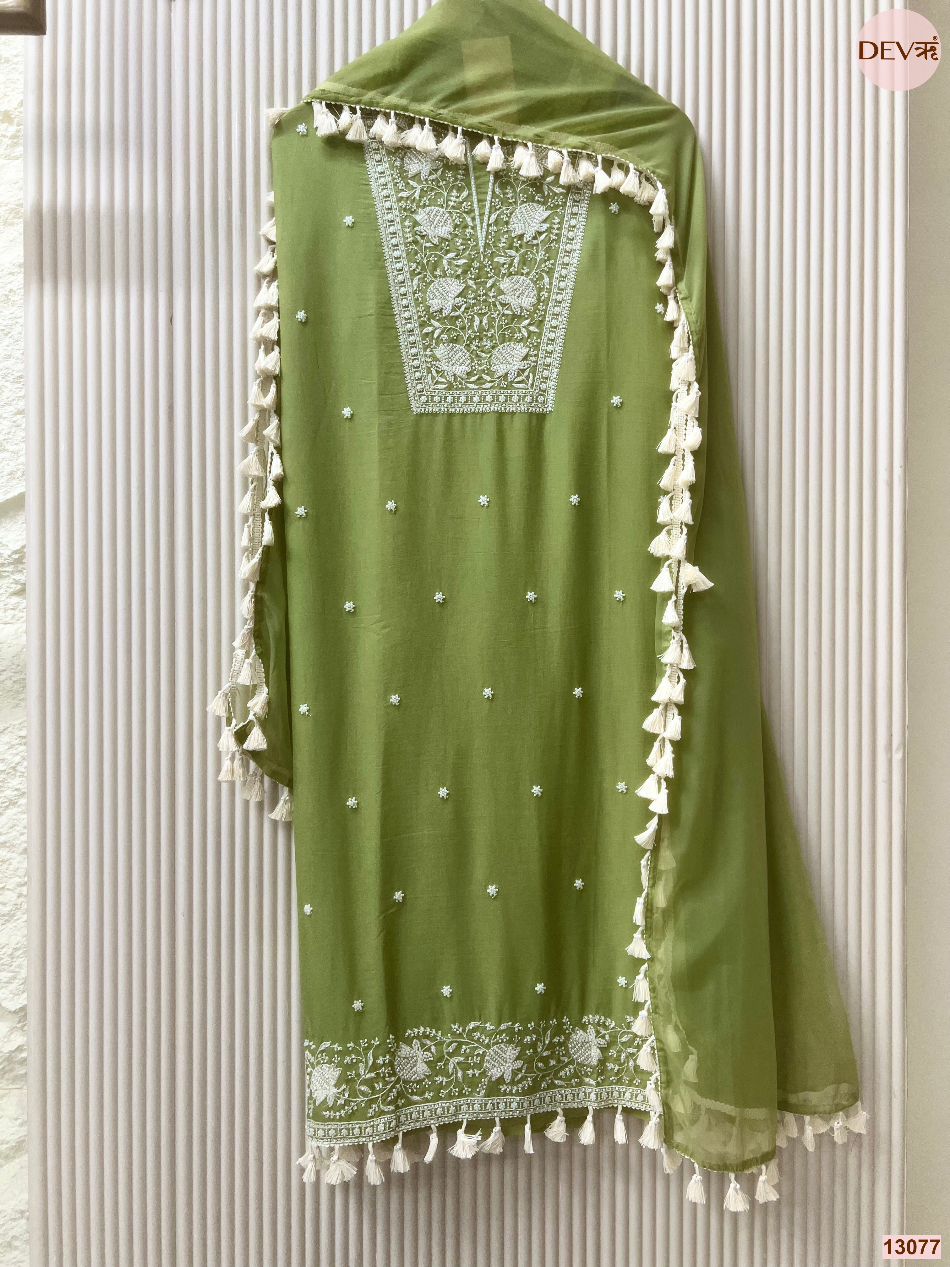 Green Mul Cotton Embroidered Unstitched 3-Piece Suit (Devri – D.No 13077)