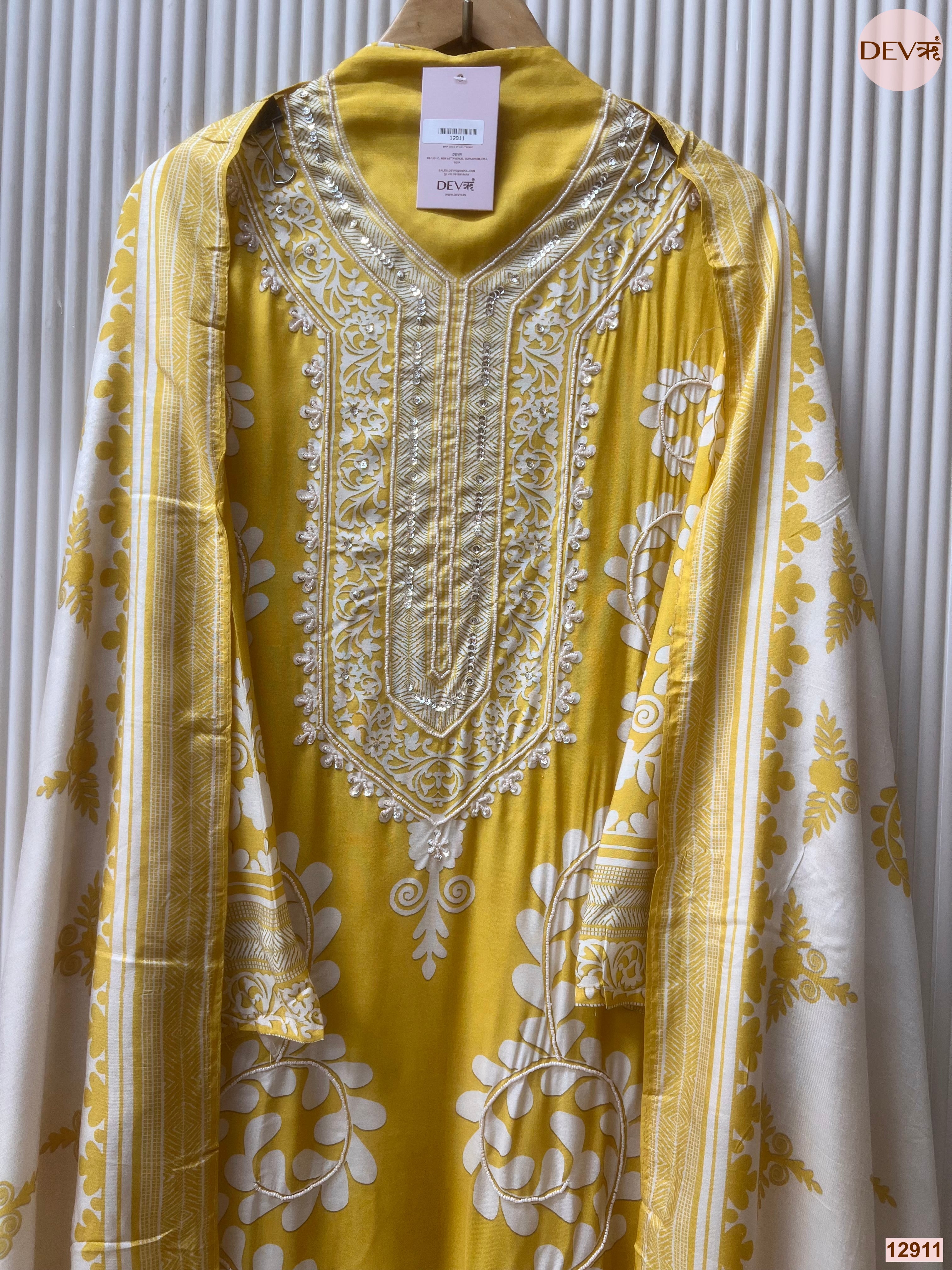 Yellow Muslin Printed Unstitched 3-Piece Suit (Devri – D.No 12911)
