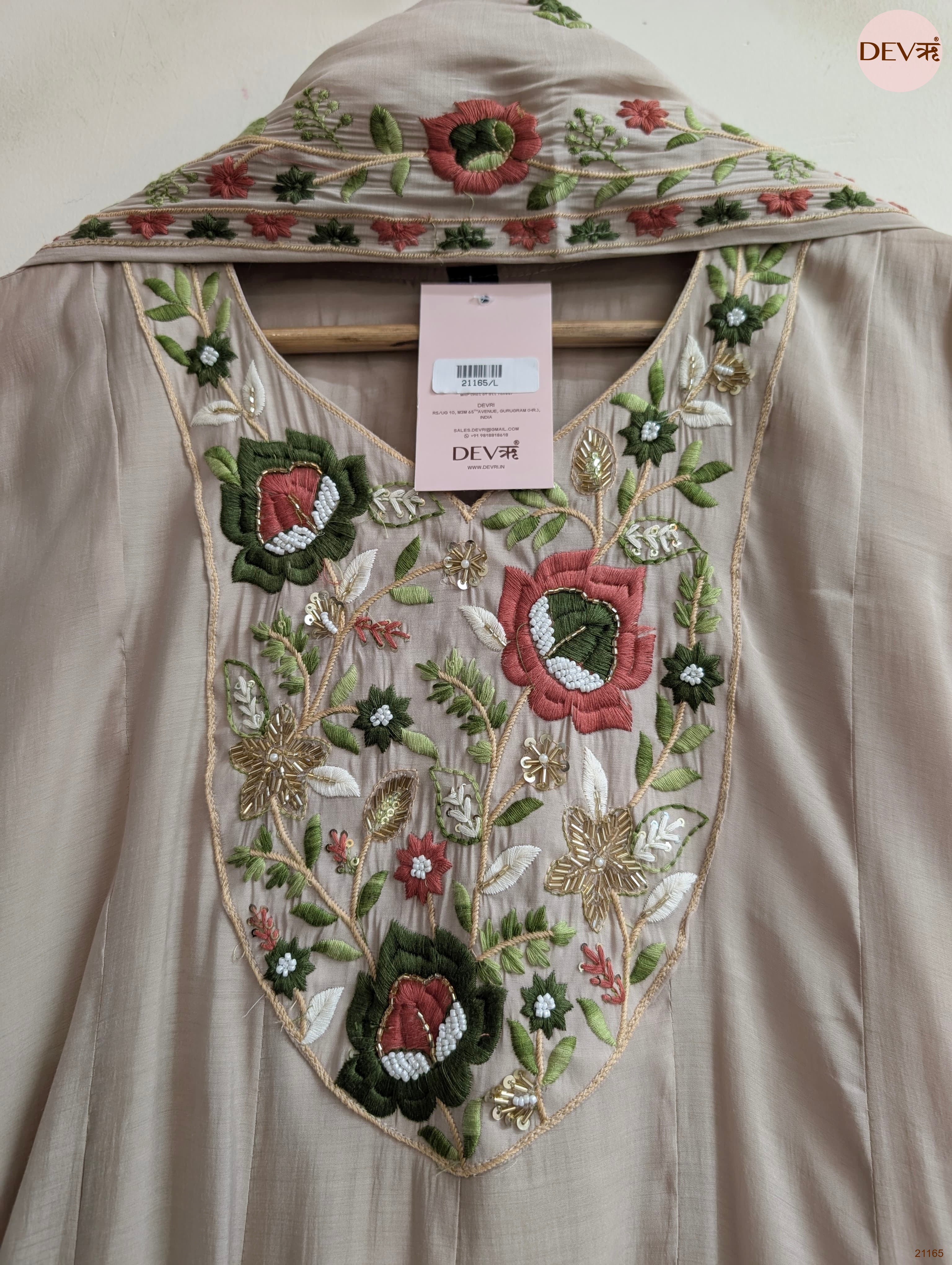 Gulnaar Mul Chanderi Embroidered Beige 3-Piece Set (Devri – D.No 21165)