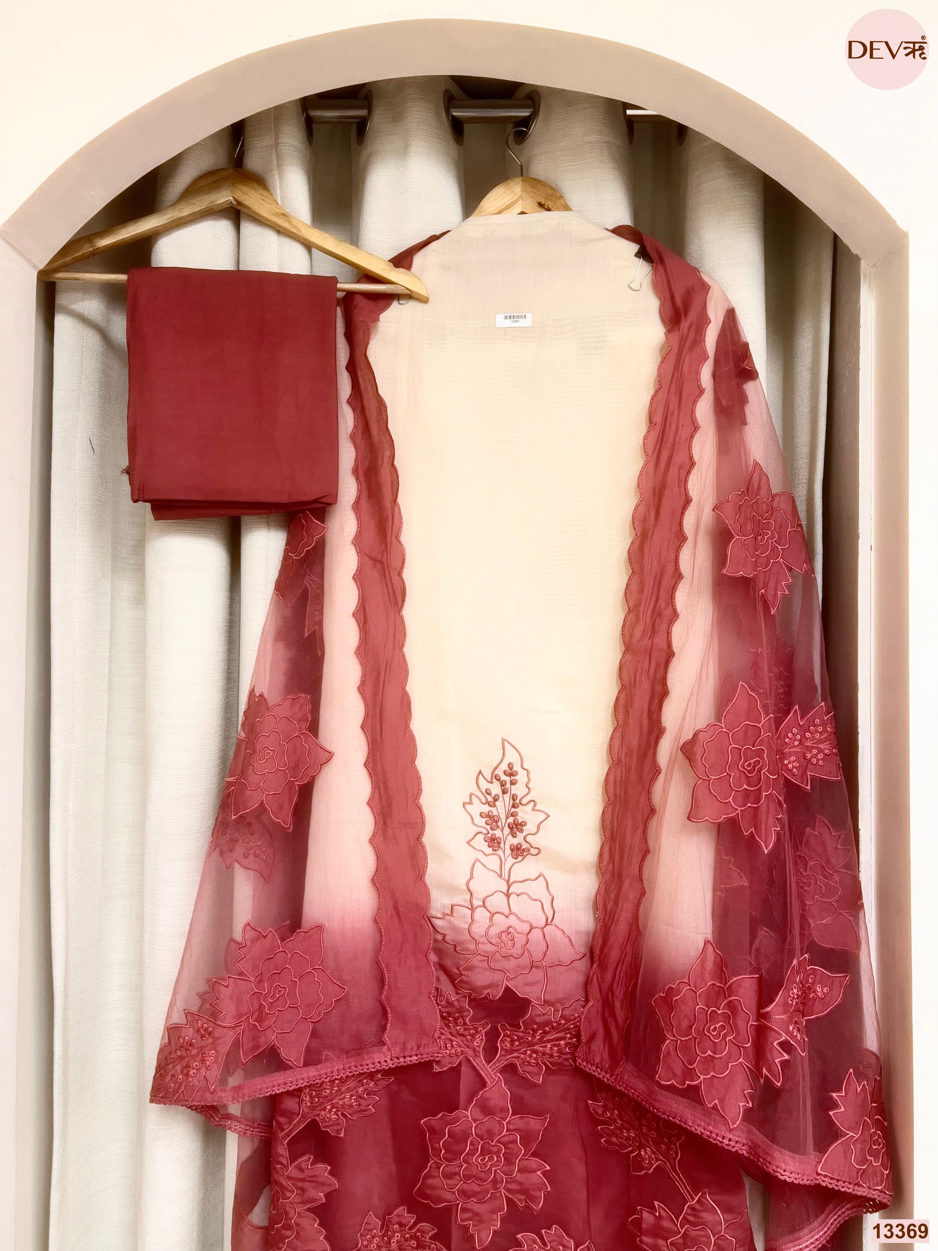 Off White Mul Chanderi Embroidered Unstitched 3-Piece Suit (Devri – D.No 13369)
