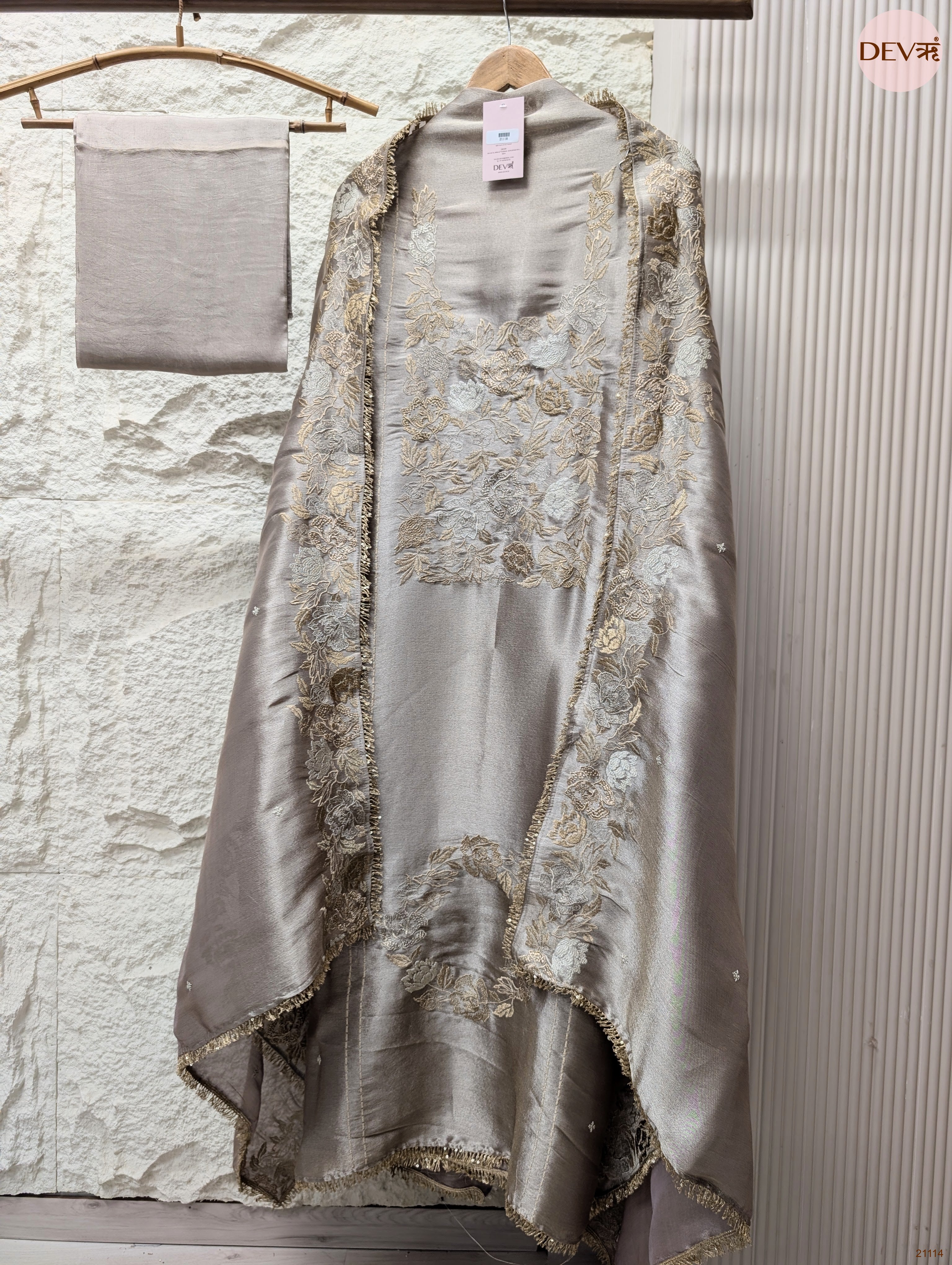 Grey Pure Giraffe Silk Embroidered Unstitched 3-Piece Suit (Devri – D.No 21118)