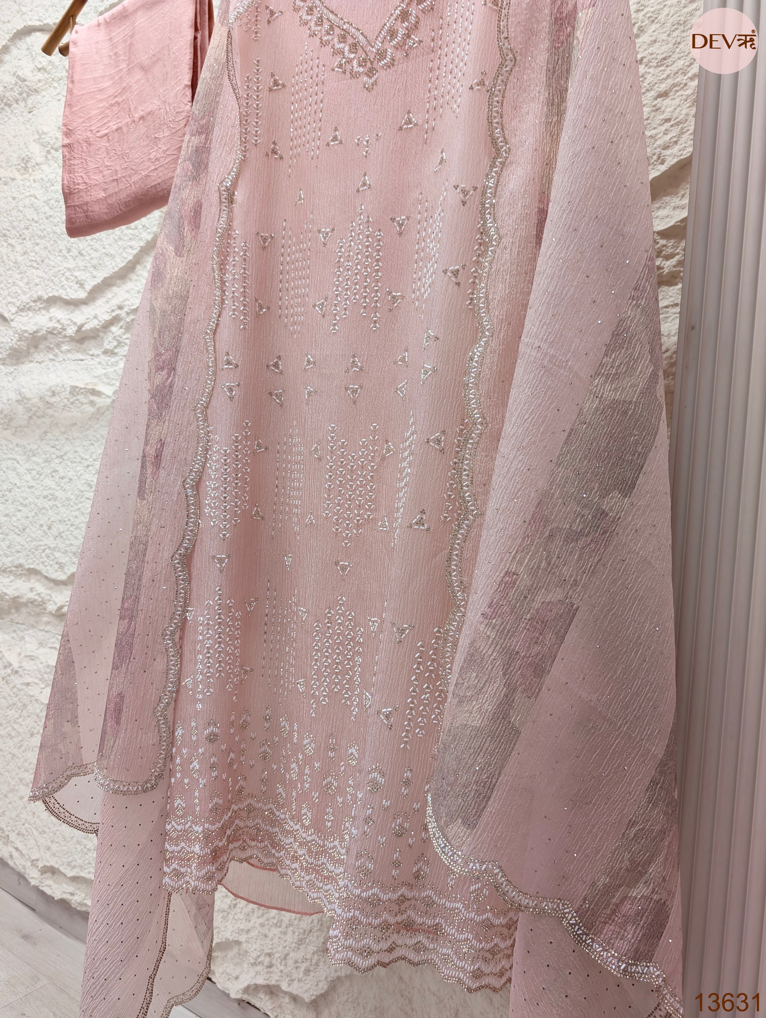 Pink Pure Crush Silk Embroidered Unstitched 3-Piece Suit (Devri – D.No 13631)