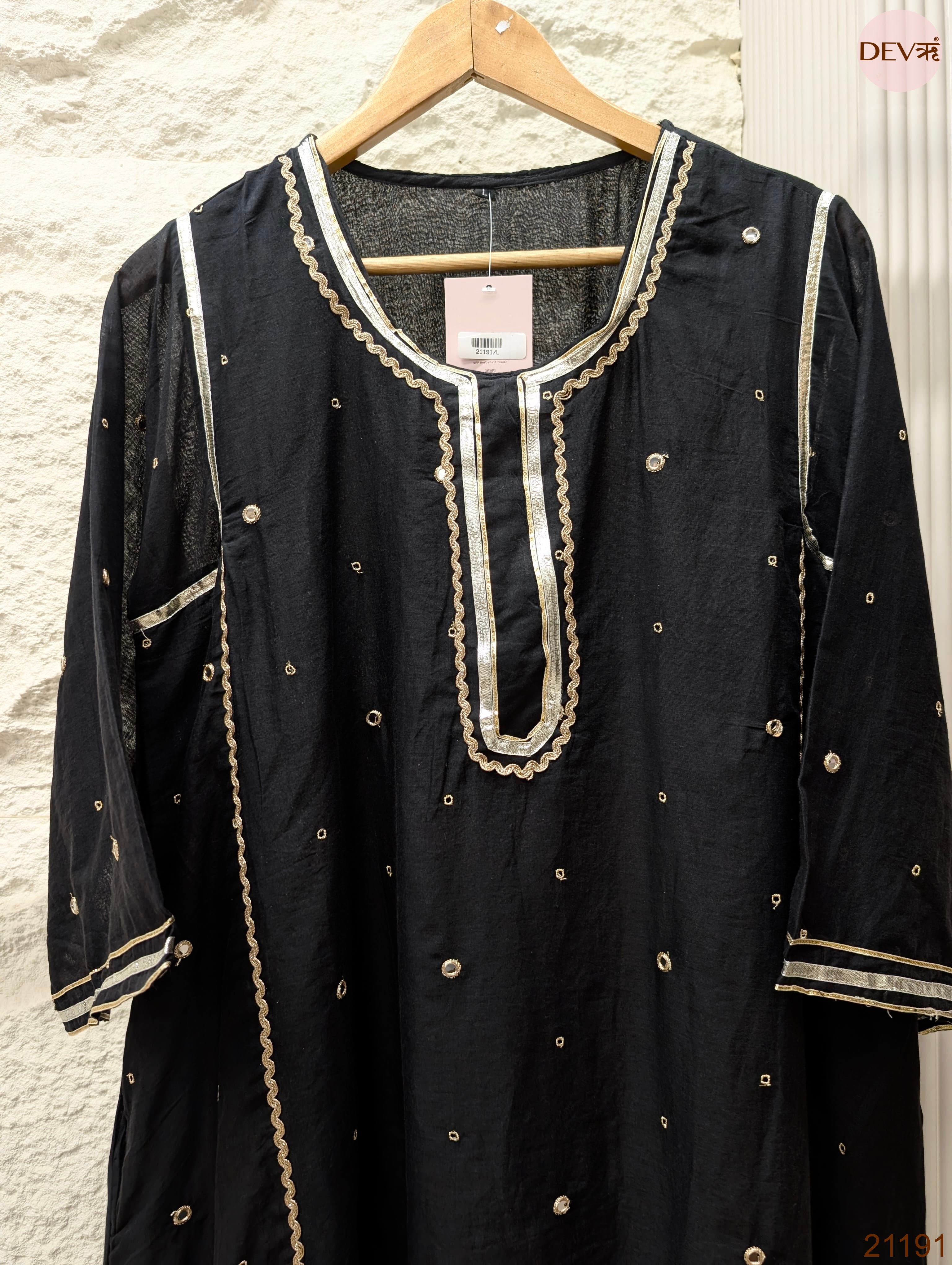 Noor Pure mul cotton Embroidered Black 2-Piece Set (Devri – D.No 21191)