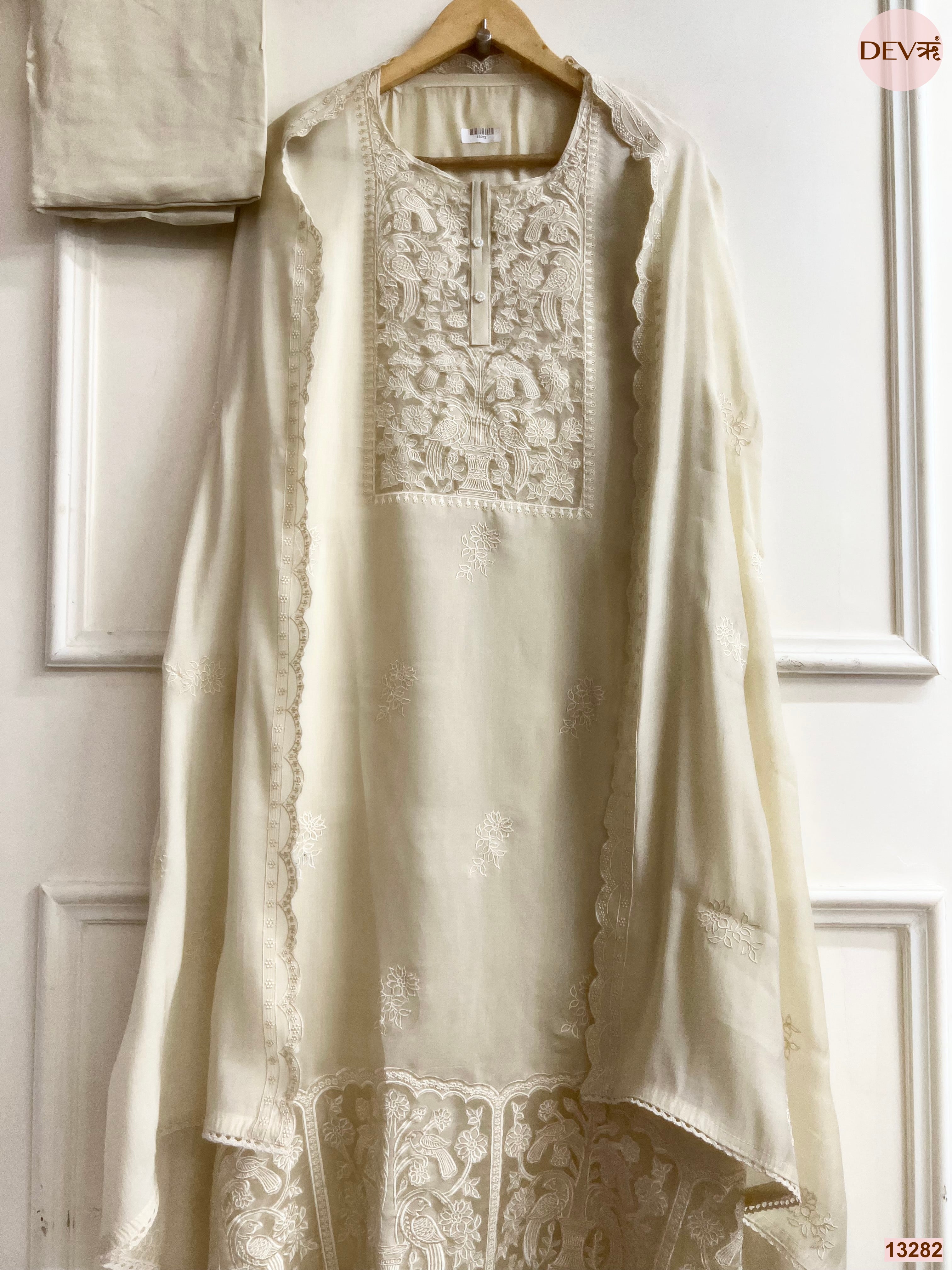 Cream Mul Cotton Embroidered Unstitched 3-Piece Suit (Devri – D.No 13282)