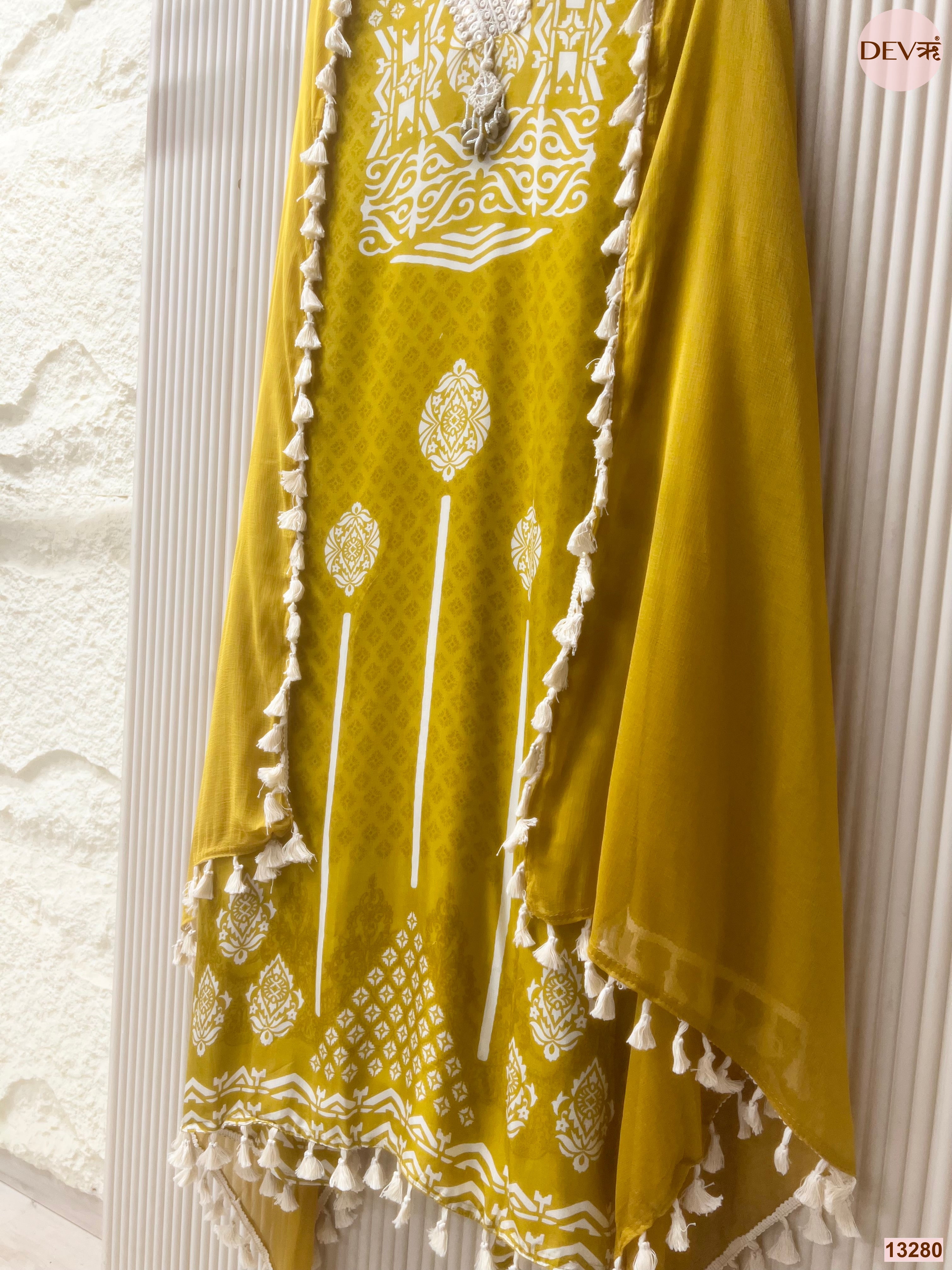 Mustard Muslin Printed Unstitched 3-Piece Suit (Devri – D.No 13280)
