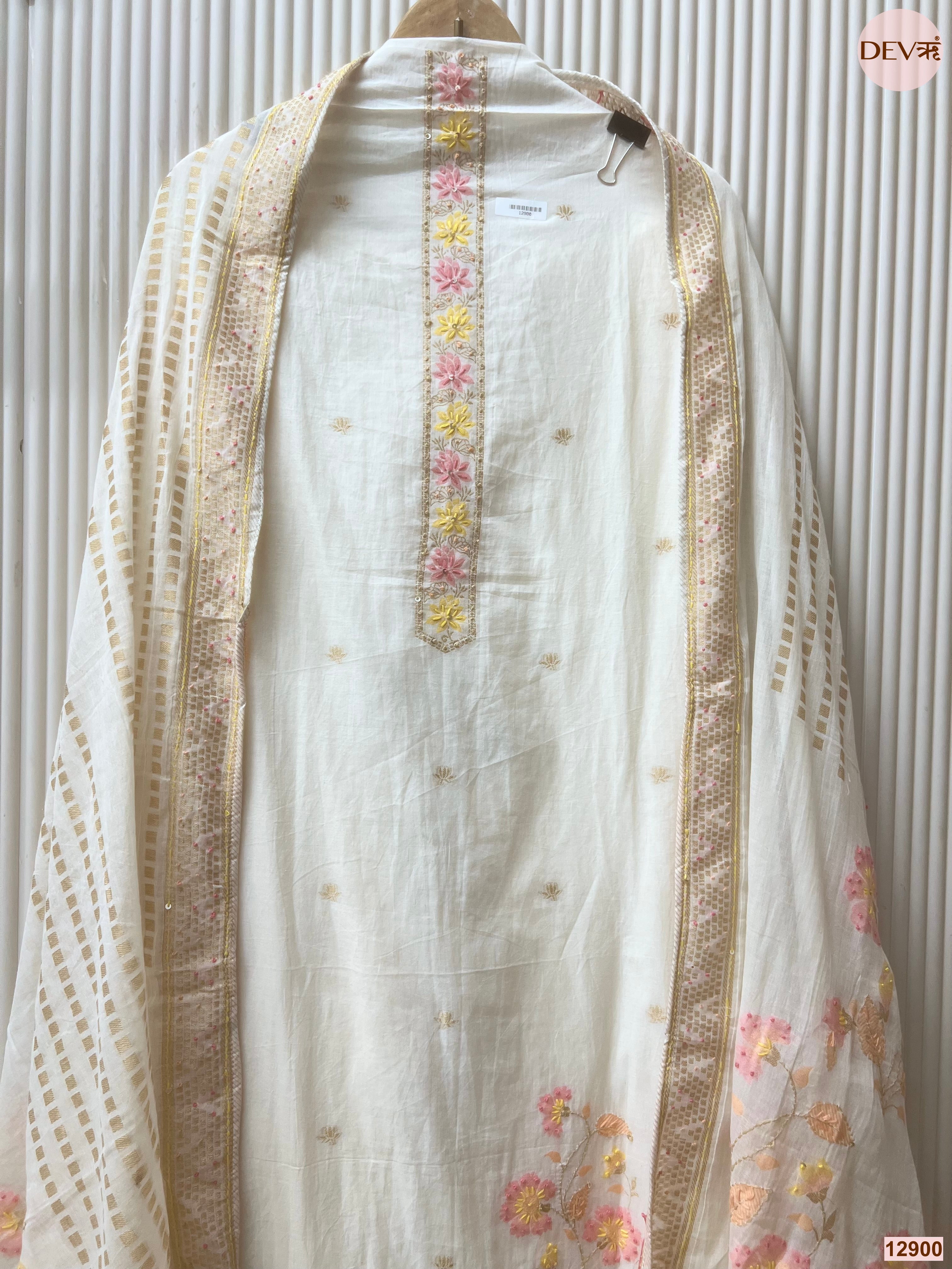 Off White Pure Jamdani Cotton Embroidered Unstitched 3-Piece Suit (Devri – D.No 12900)
