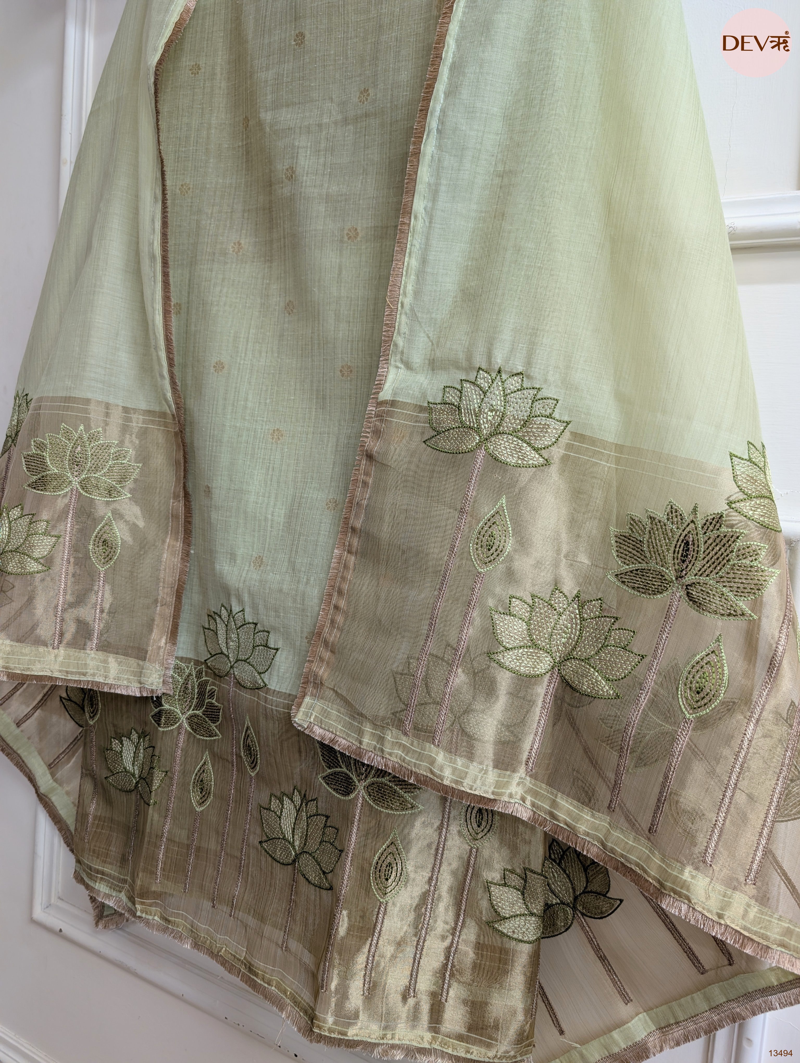 Green Banarashi Silk Embroidered Unstitched 3-Piece Suit (Devri – D.No 13494)