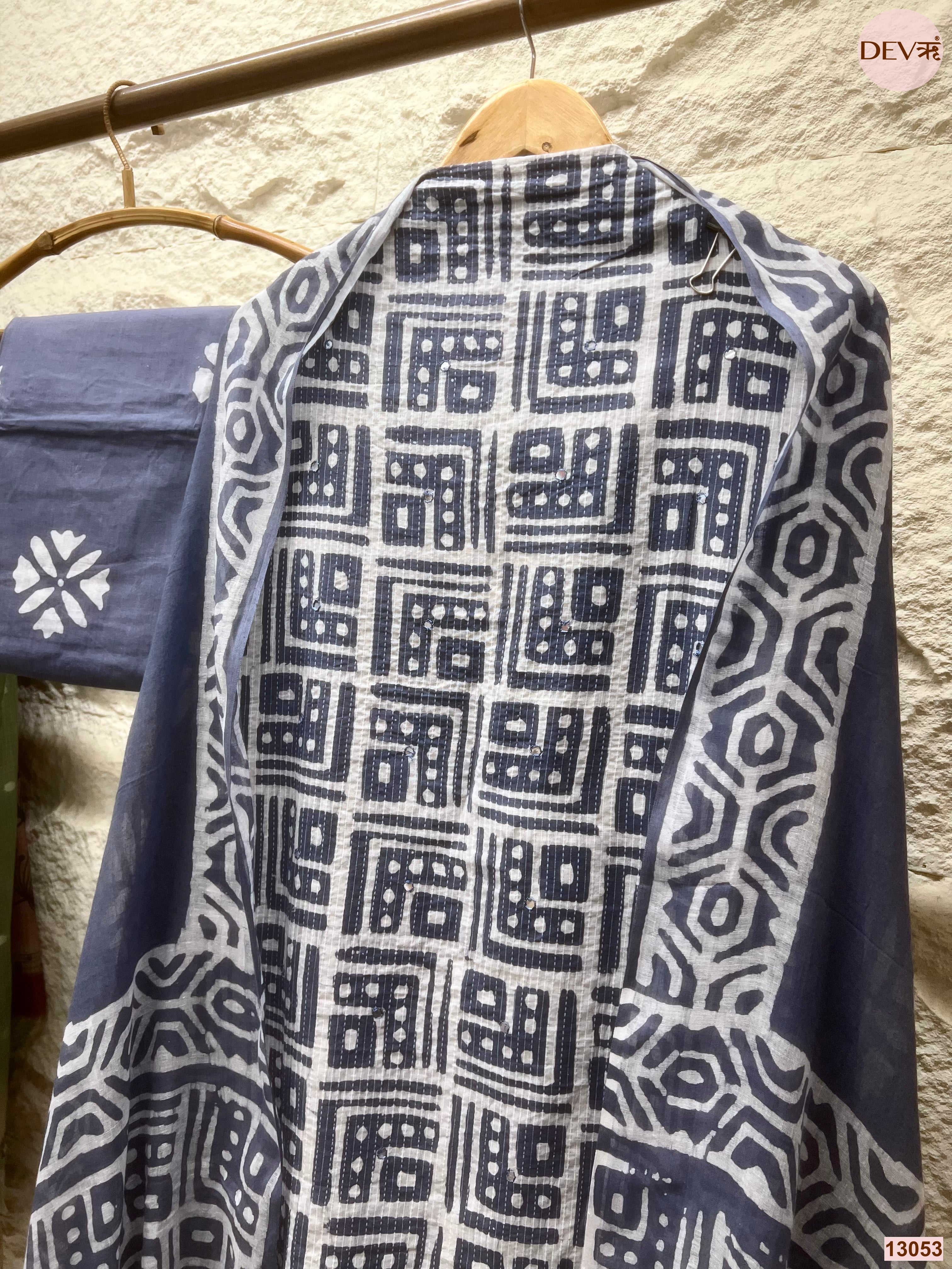 Navy Cotton Printed Unstitched 3-Piece Suit (Devri – D.No 13053)